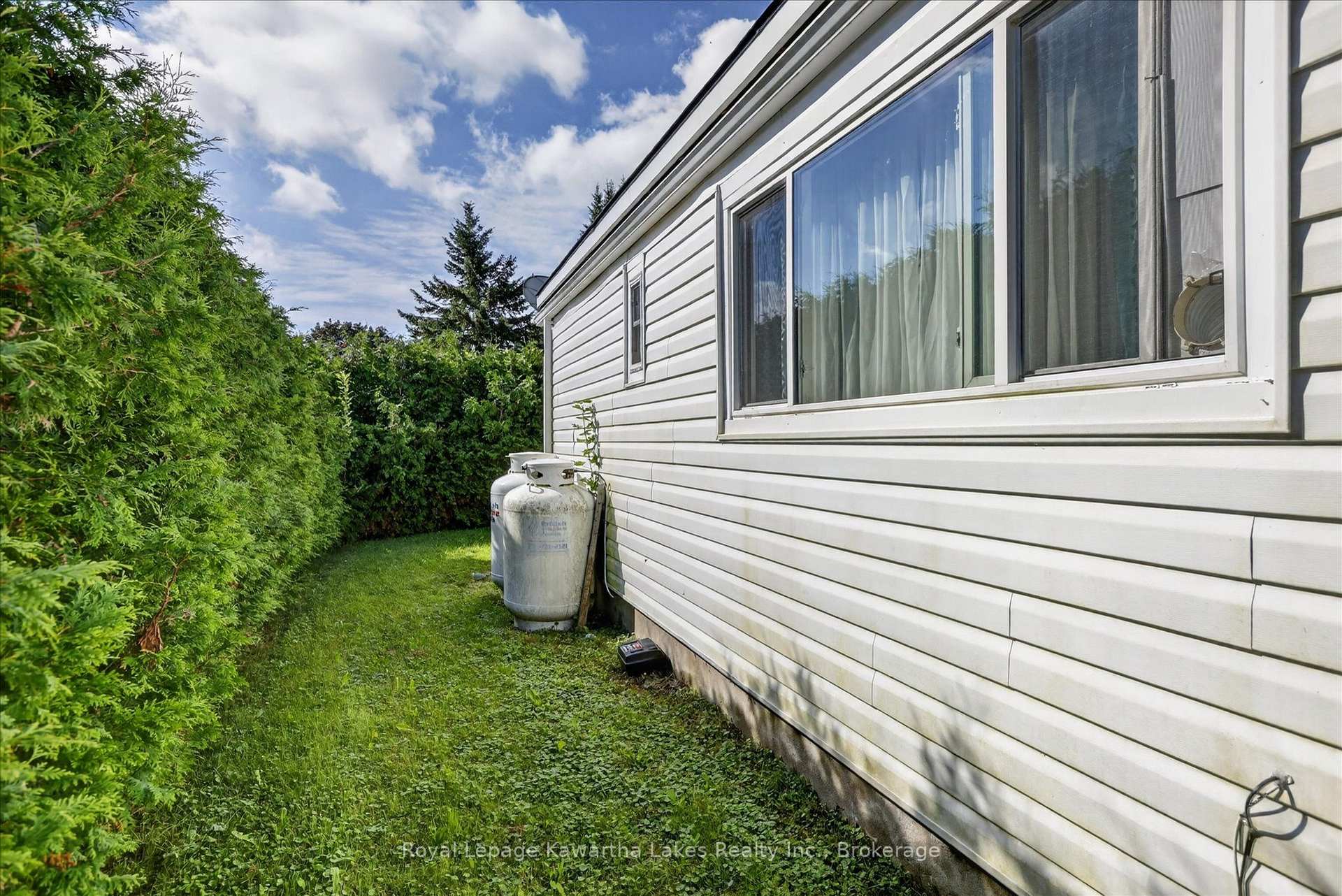 Photo 38 of 3 Ops Drive, Kawartha Lakes, Fenelon — HOMEH
