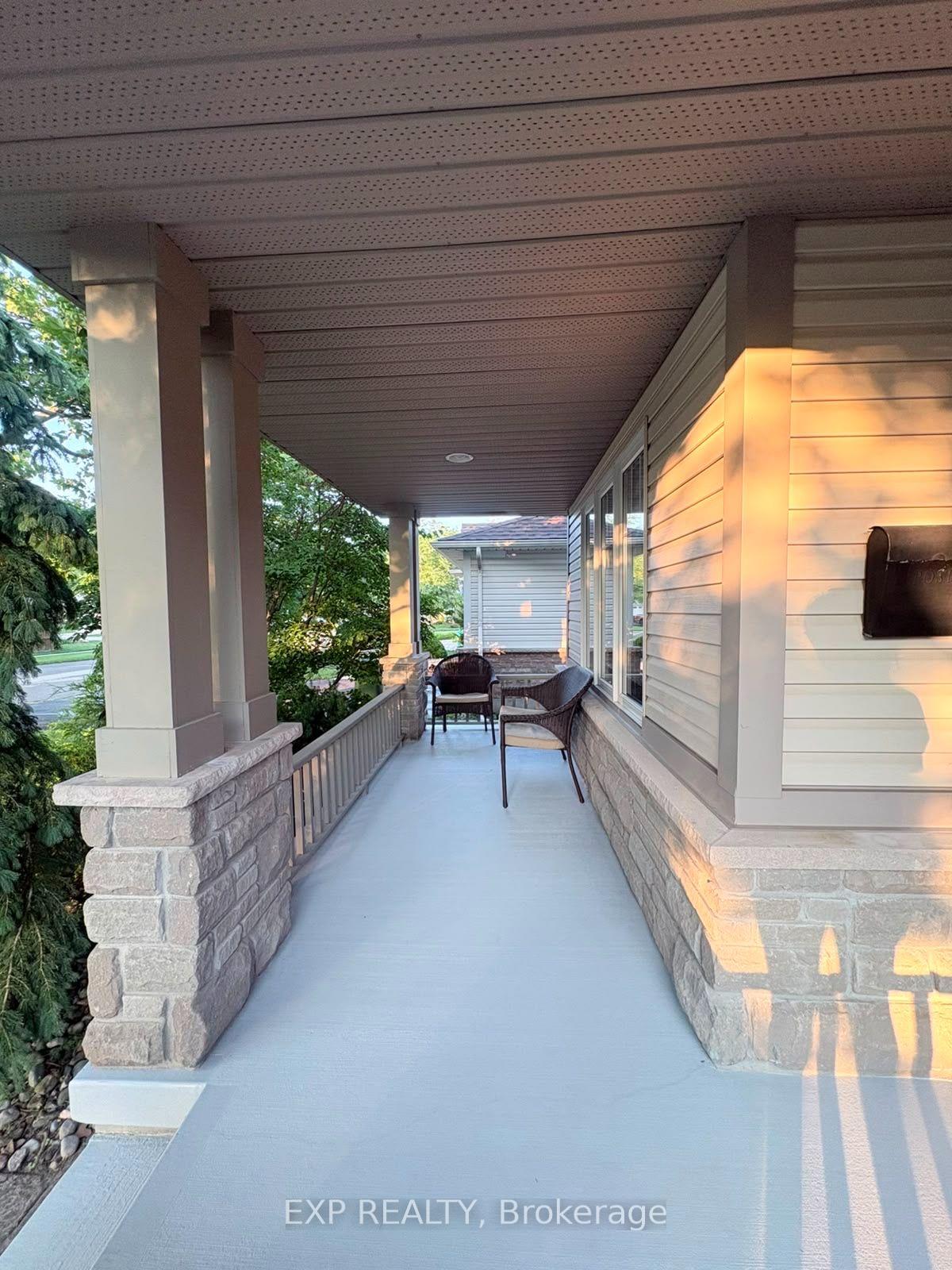 Photo 5 of 29 Augusta Crescent, St. Thomas — HOMEH