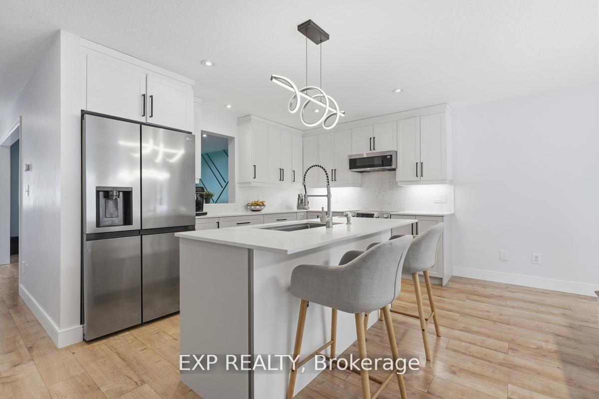 Photo 13 of 29 Augusta Crescent, St. Thomas — HOMEH