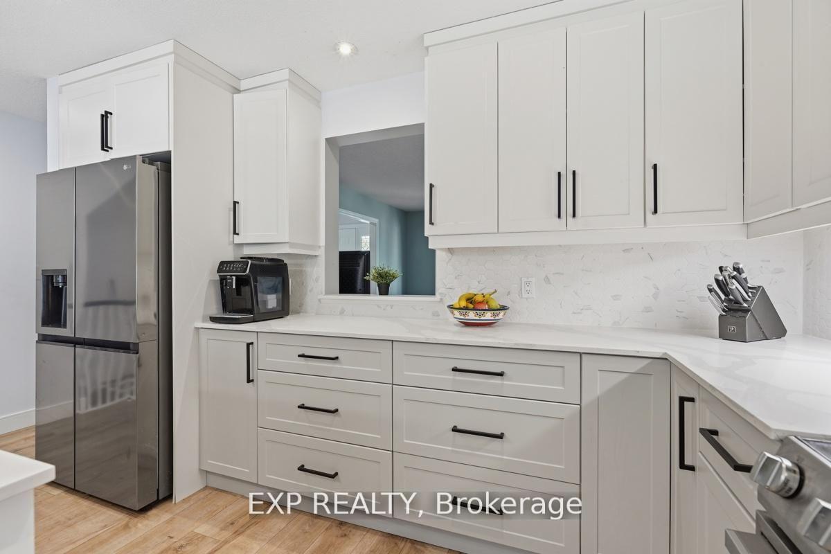 Photo 15 of 29 Augusta Crescent, St. Thomas — HOMEH