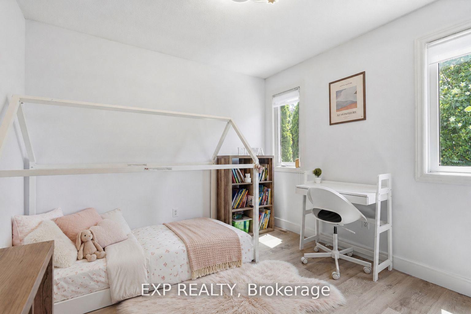 Photo 23 of 29 Augusta Crescent, St. Thomas — HOMEH