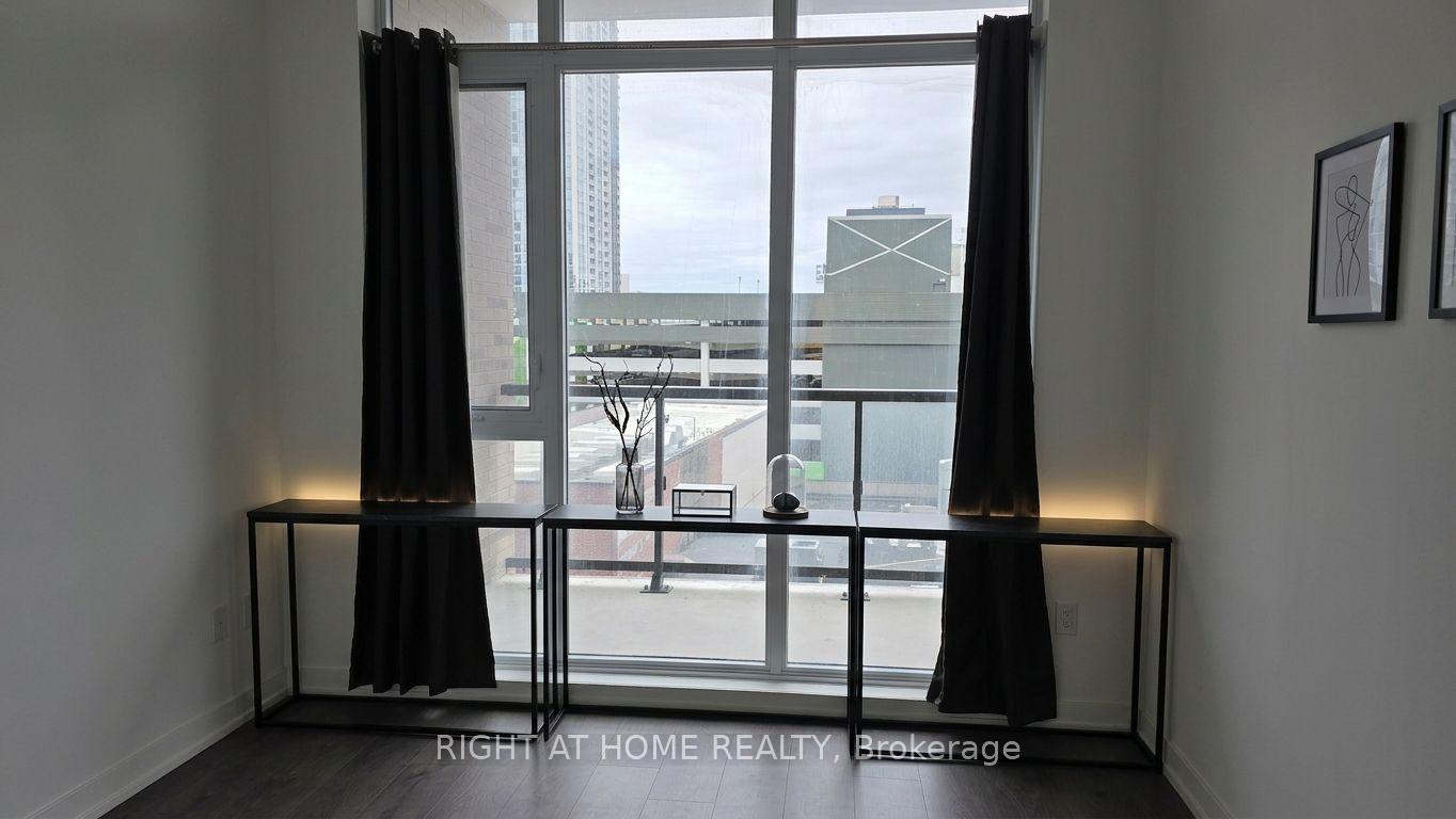 Photo 12 of Unit 412, 55 Duke Street W, Kitchener, City Commercial Core — HOMEH