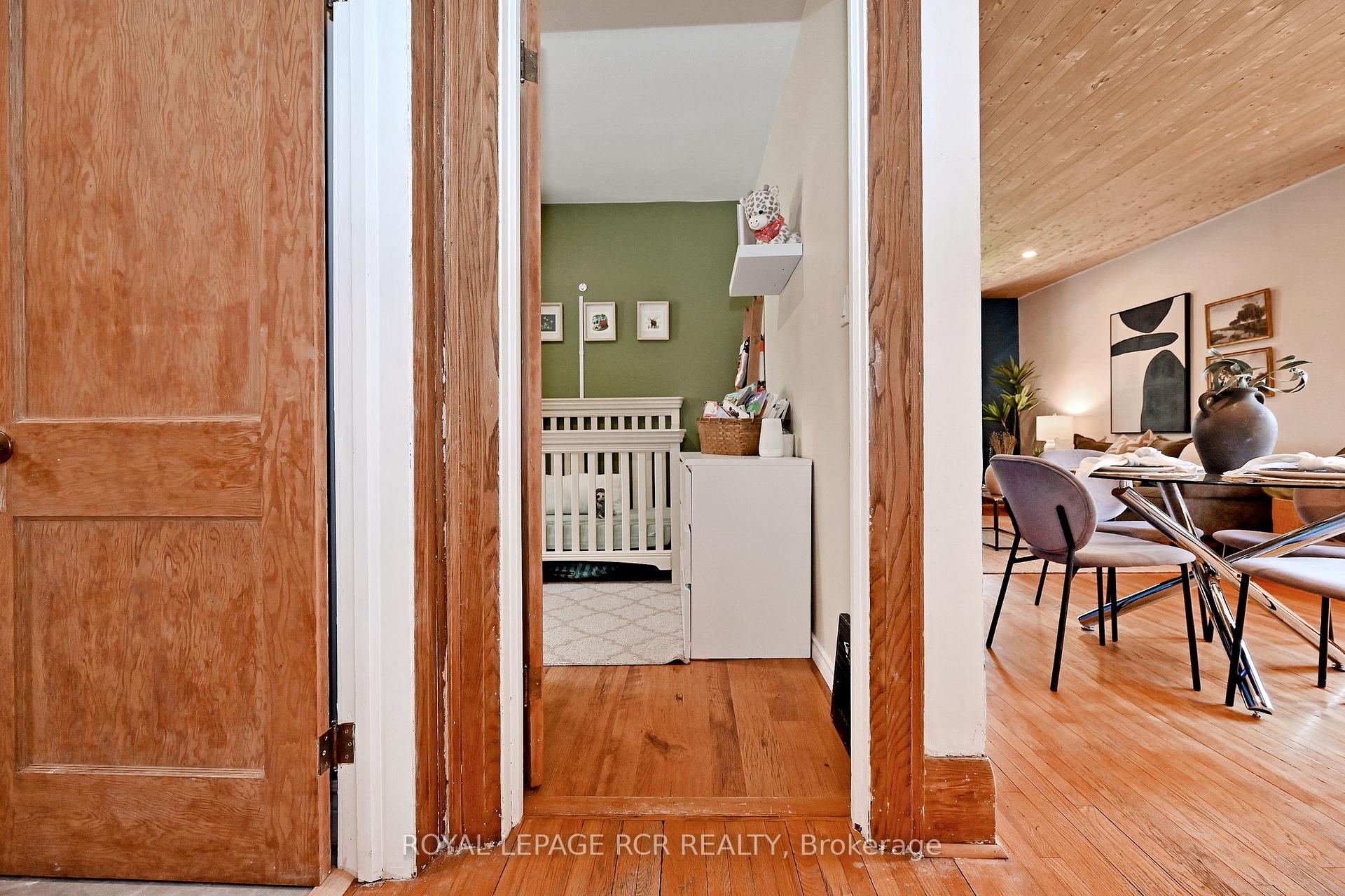 Photo 15 of 116 Buckingham Avenue, Oshawa, O'Neill — HOMEH