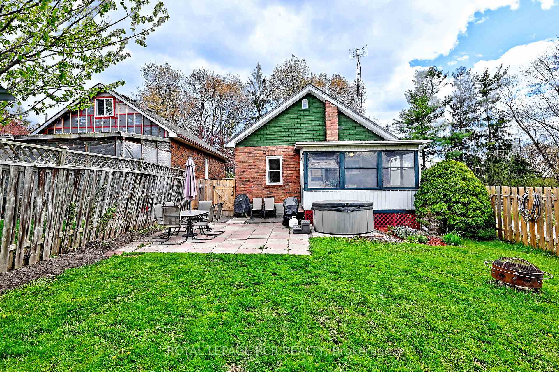 Photo 39 of 116 Buckingham Avenue, Oshawa, O'Neill — HOMEH