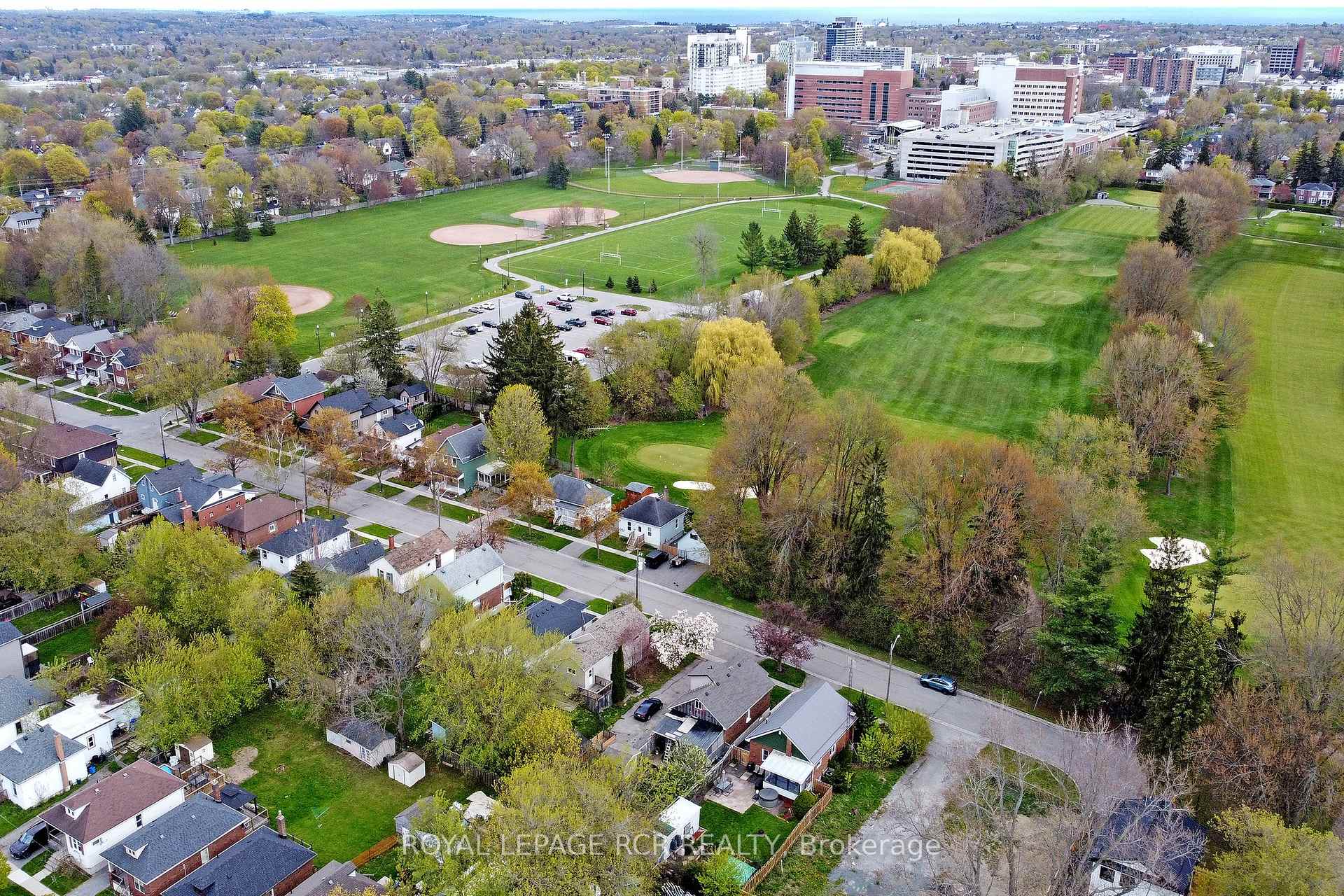 Photo 47 of 116 Buckingham Avenue, Oshawa, O'Neill — HOMEH