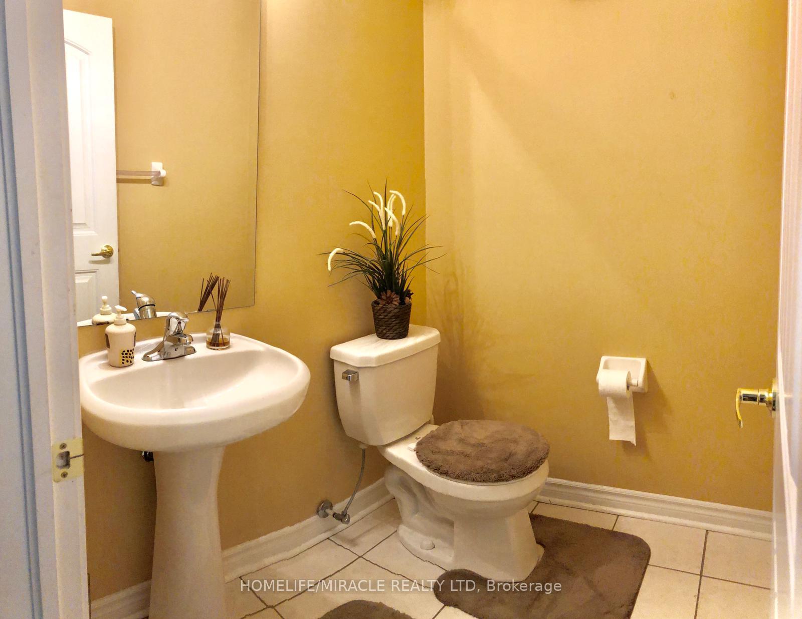 Photo 7 of 88 Summitgreen Crescent, Brampton, Sandringham-Wellington — HOMEH