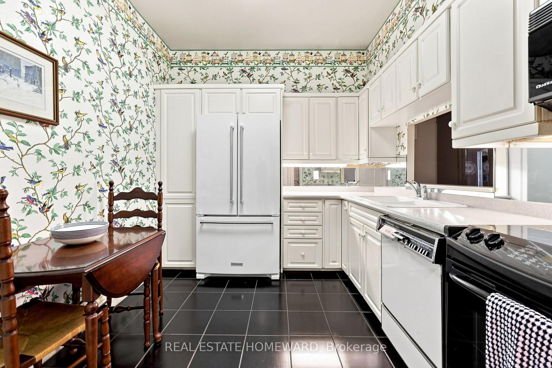 Photo 3 of Unit 108, 3800 Yonge Street, Toronto, Bedford Park-Nortown — HOMEH