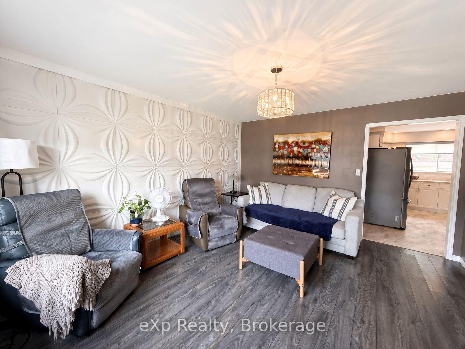 Photo 5 of 23 12th Street SE, Arran-Elderslie — HOMEH