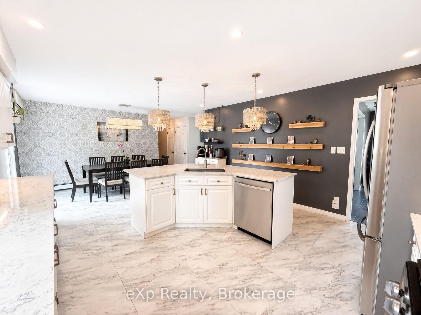 Photo 12 of 23 12th Street SE, Arran-Elderslie — HOMEH