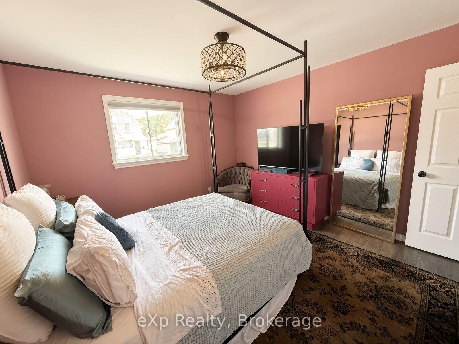 Photo 17 of 23 12th Street SE, Arran-Elderslie — HOMEH