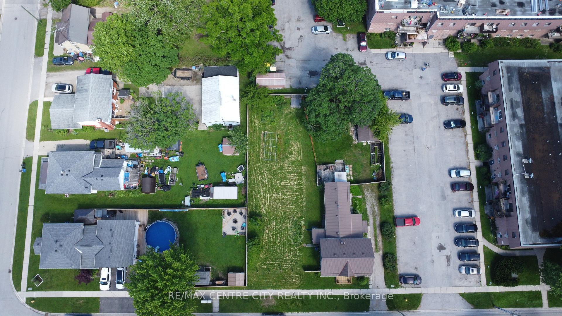 Photo 5 of 290 Carling Street, South Huron, Exeter — HOMEH