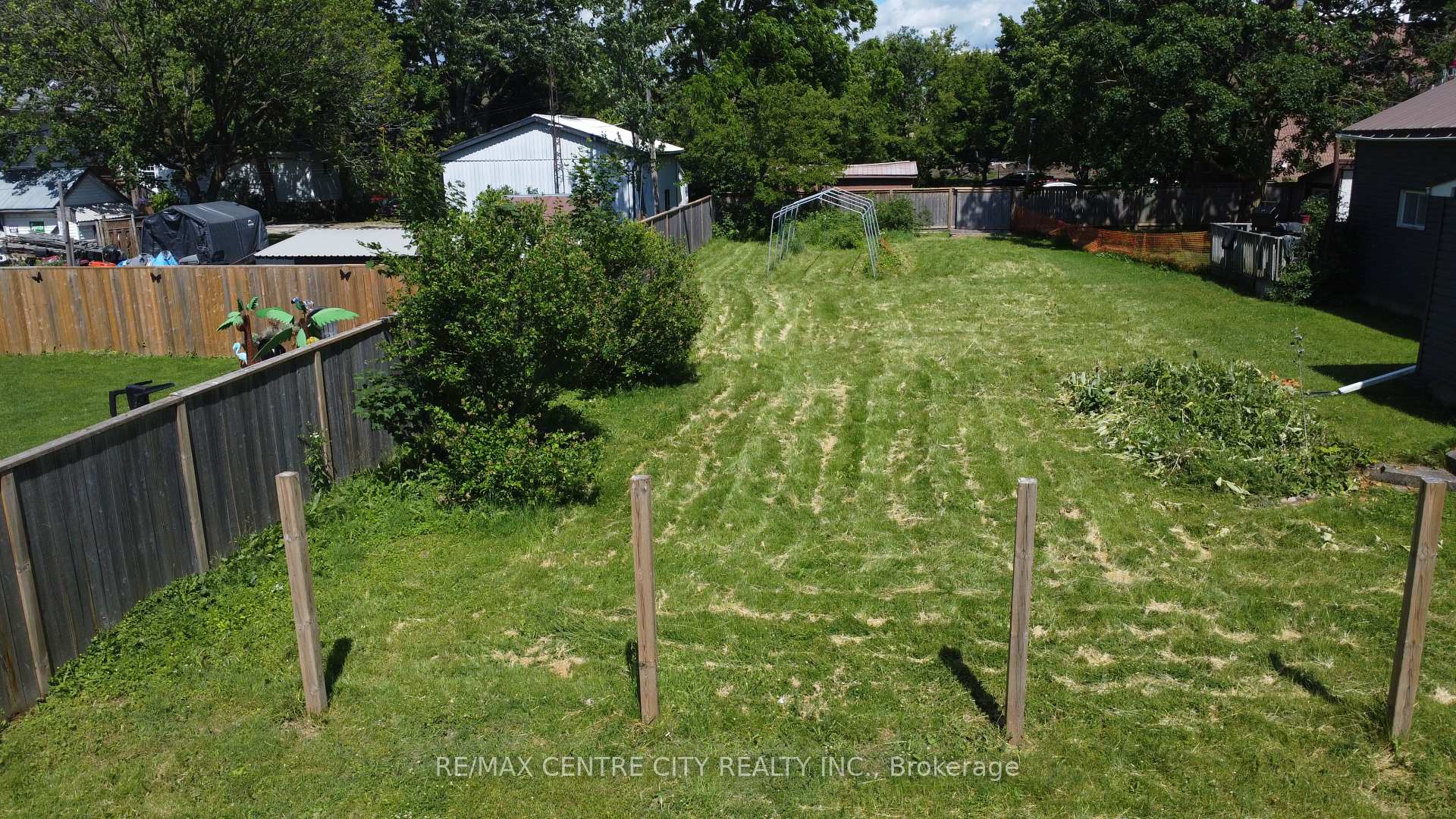 Photo 12 of 290 Carling Street, South Huron, Exeter — HOMEH