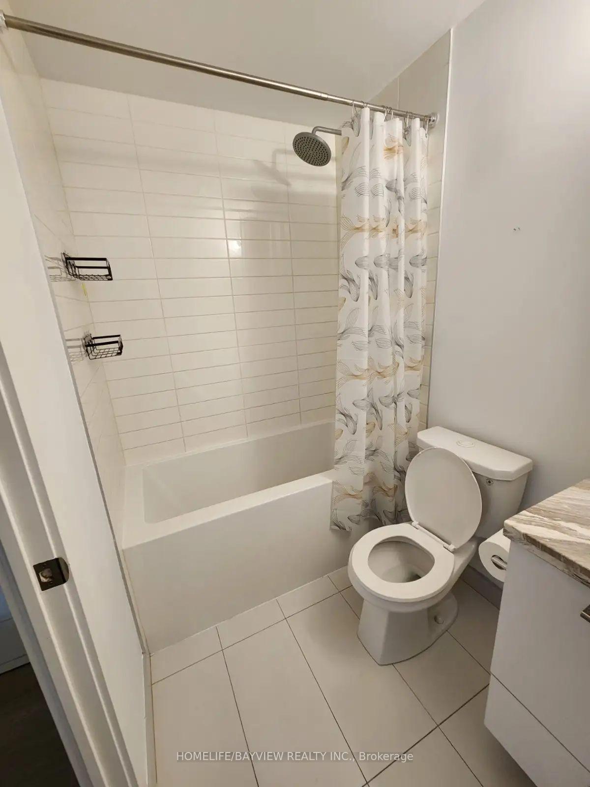 Photo 8 of Unit 406, 2221 yonge Street, Toronto, Mount Pleasant West — HOMEH