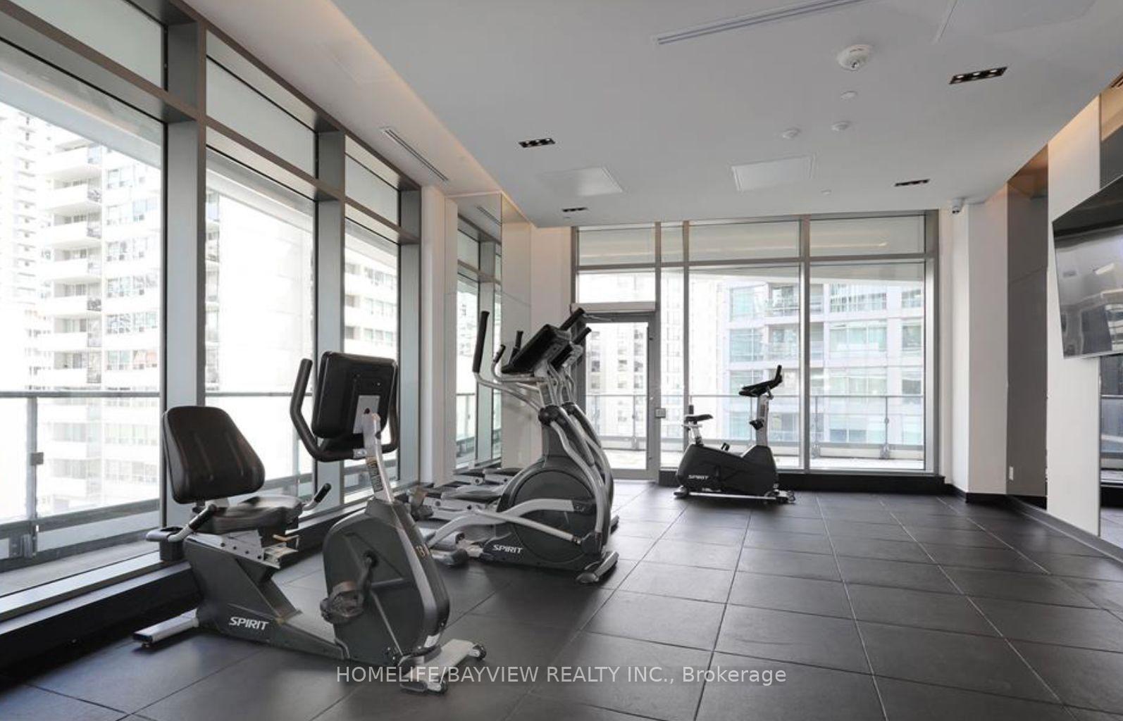 Photo 15 of Unit 406, 2221 yonge Street, Toronto, Mount Pleasant West — HOMEH