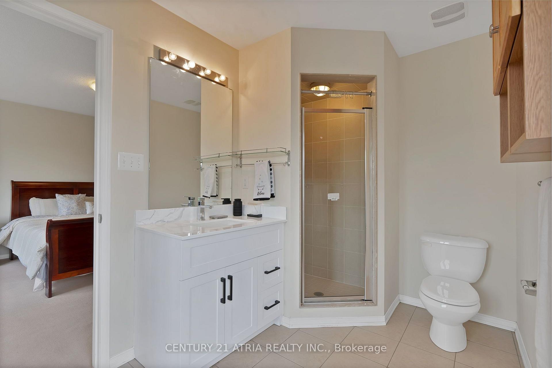 Photo 22 of 100 Gas Lamp Lane, Markham, Cornell — HOMEH