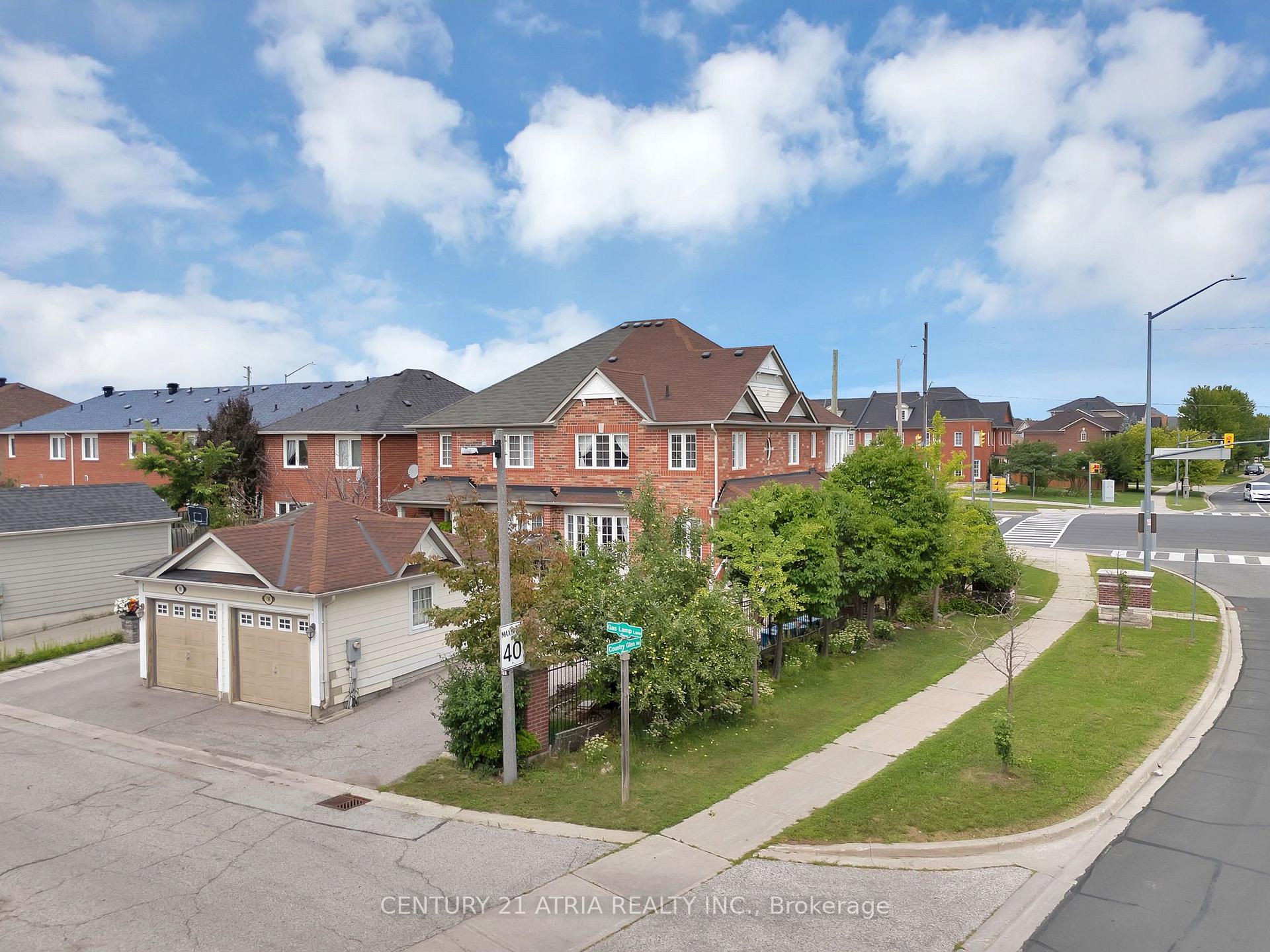 Photo 31 of 100 Gas Lamp Lane, Markham, Cornell — HOMEH