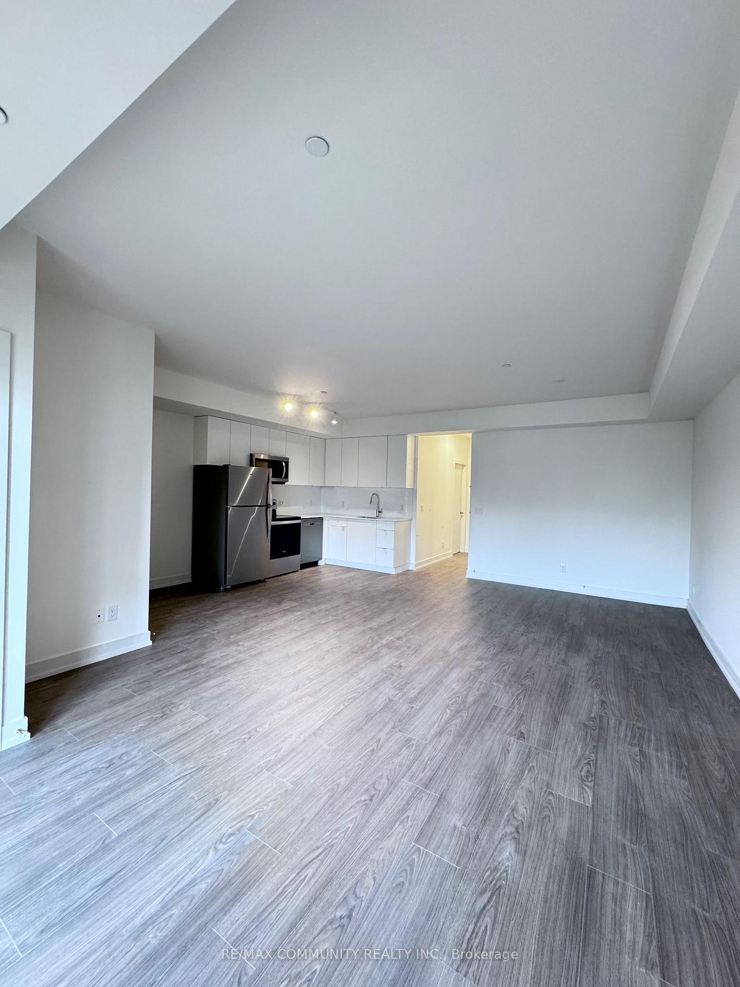 Photo 5 of Unit 102B, 16 Melbourne Avenue, St. Catharines, E. Chester — HOMEH