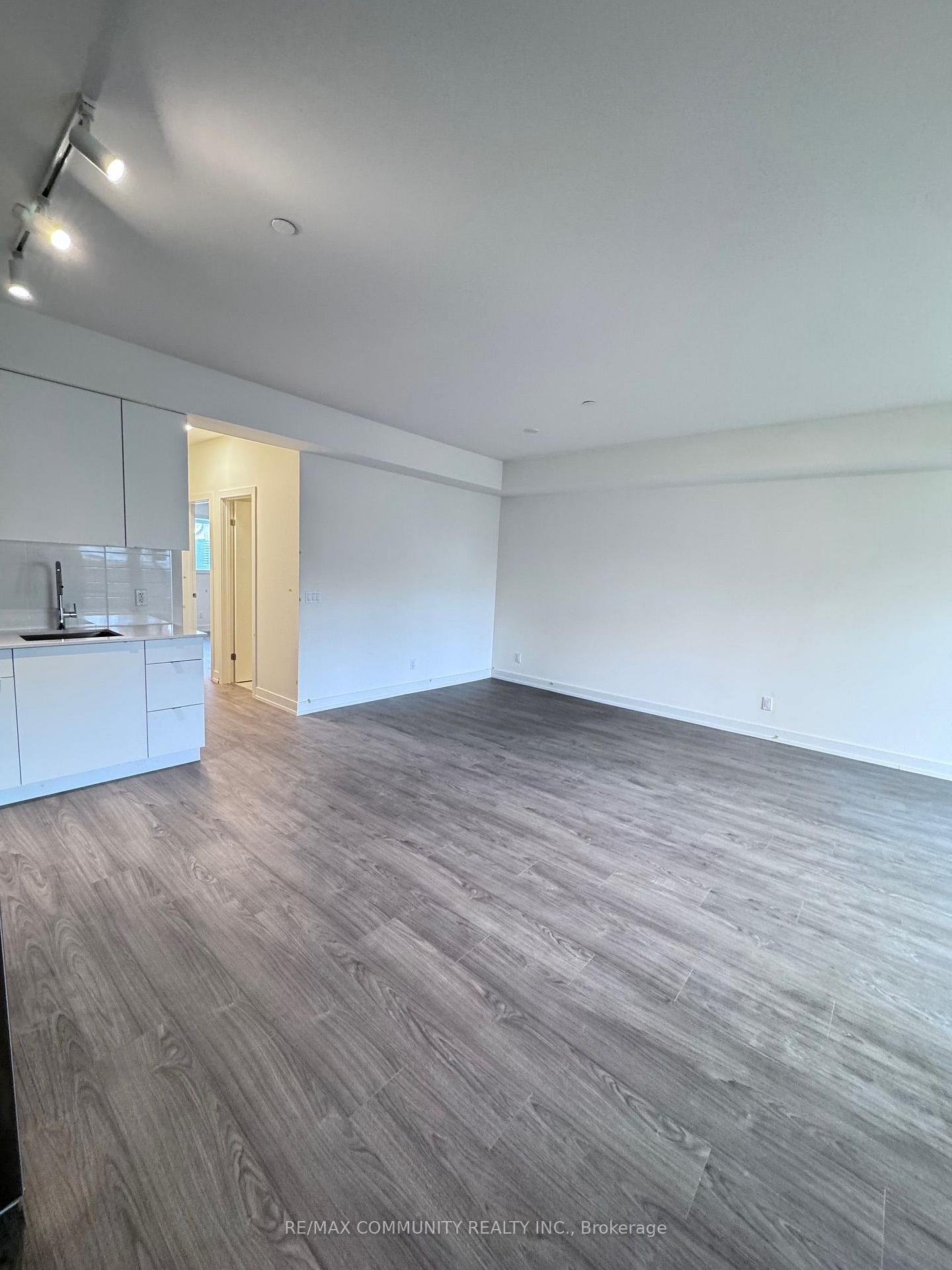 Photo 9 of Unit 102B, 16 Melbourne Avenue, St. Catharines, E. Chester — HOMEH