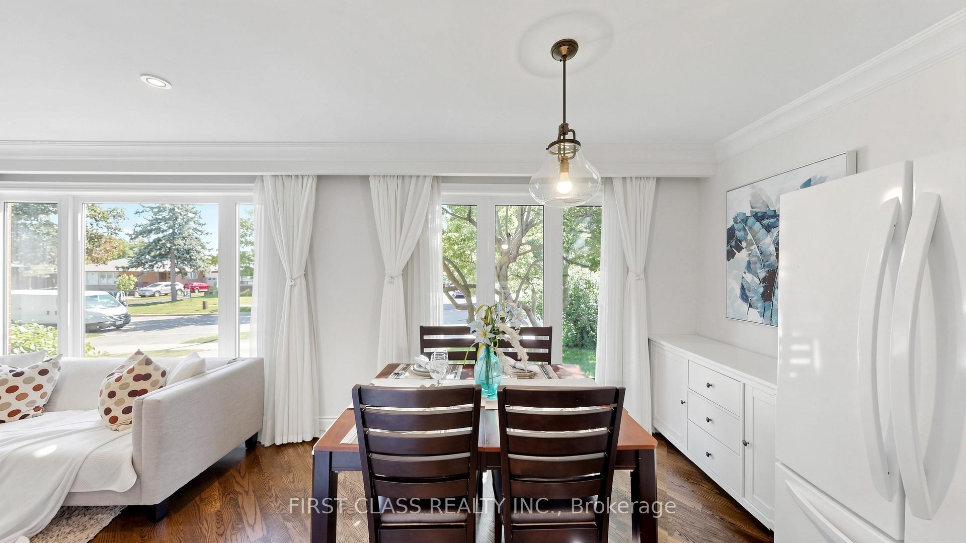 Photo 14 of 20 Brampton Road, Etobicoke, Willowridge-Martingrove-Richview — HOMEH
