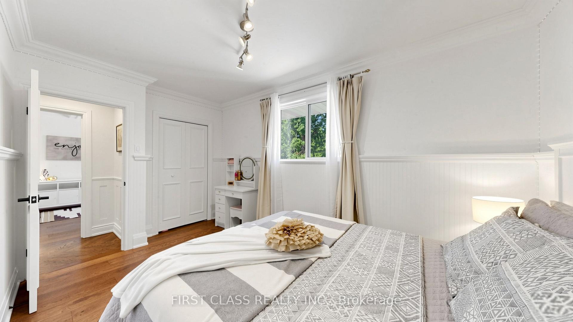 Photo 22 of 20 Brampton Road, Etobicoke, Willowridge-Martingrove-Richview — HOMEH