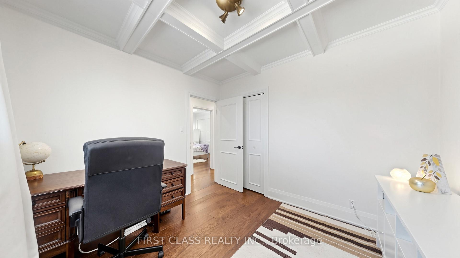 Photo 30 of 20 Brampton Road, Etobicoke, Willowridge-Martingrove-Richview — HOMEH