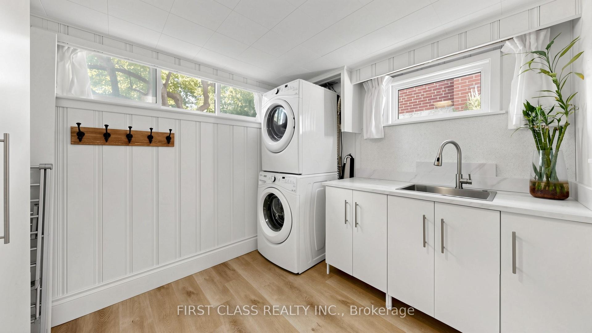 Photo 42 of 20 Brampton Road, Etobicoke, Willowridge-Martingrove-Richview — HOMEH