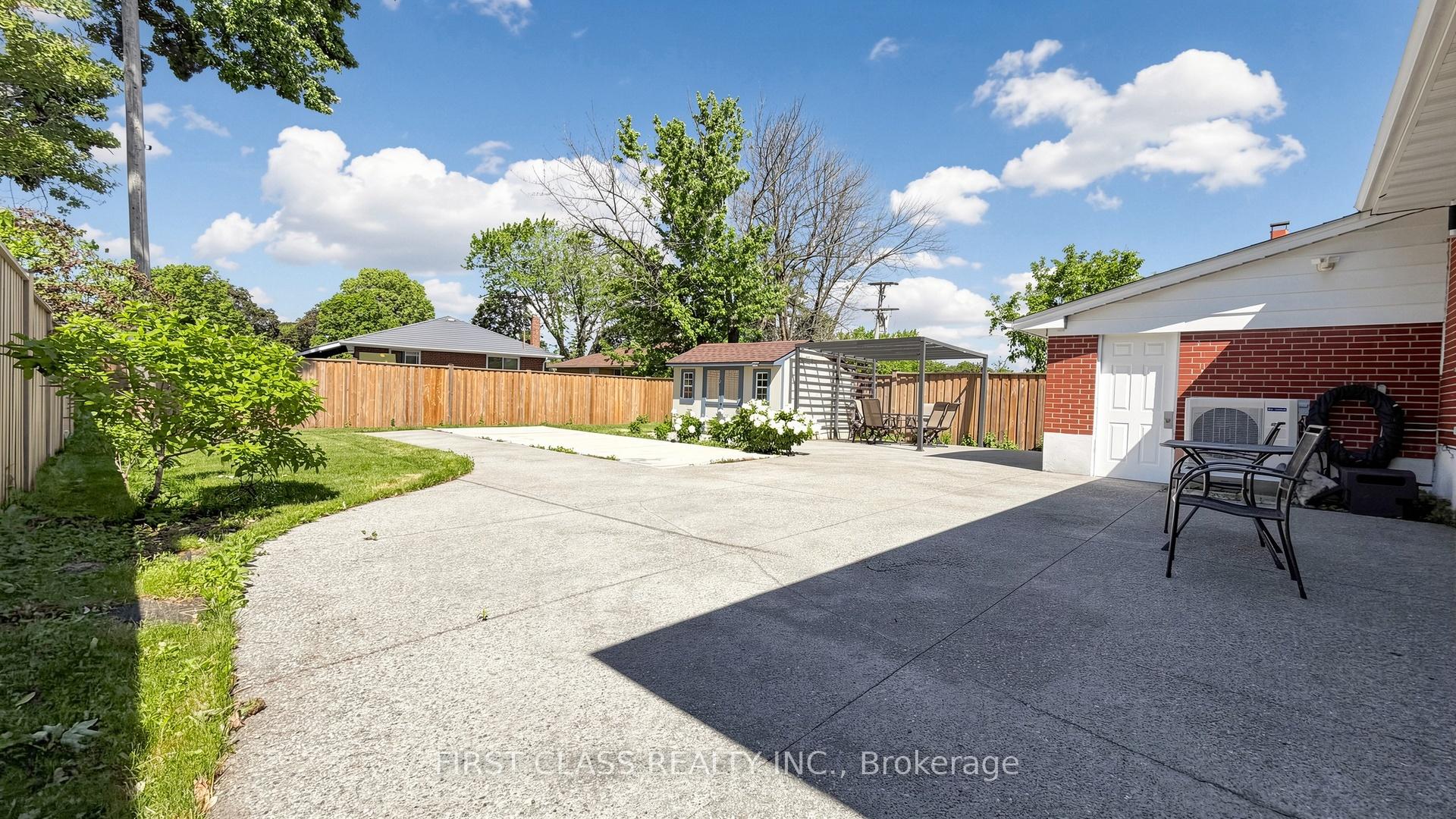 Photo 47 of 20 Brampton Road, Etobicoke, Willowridge-Martingrove-Richview — HOMEH