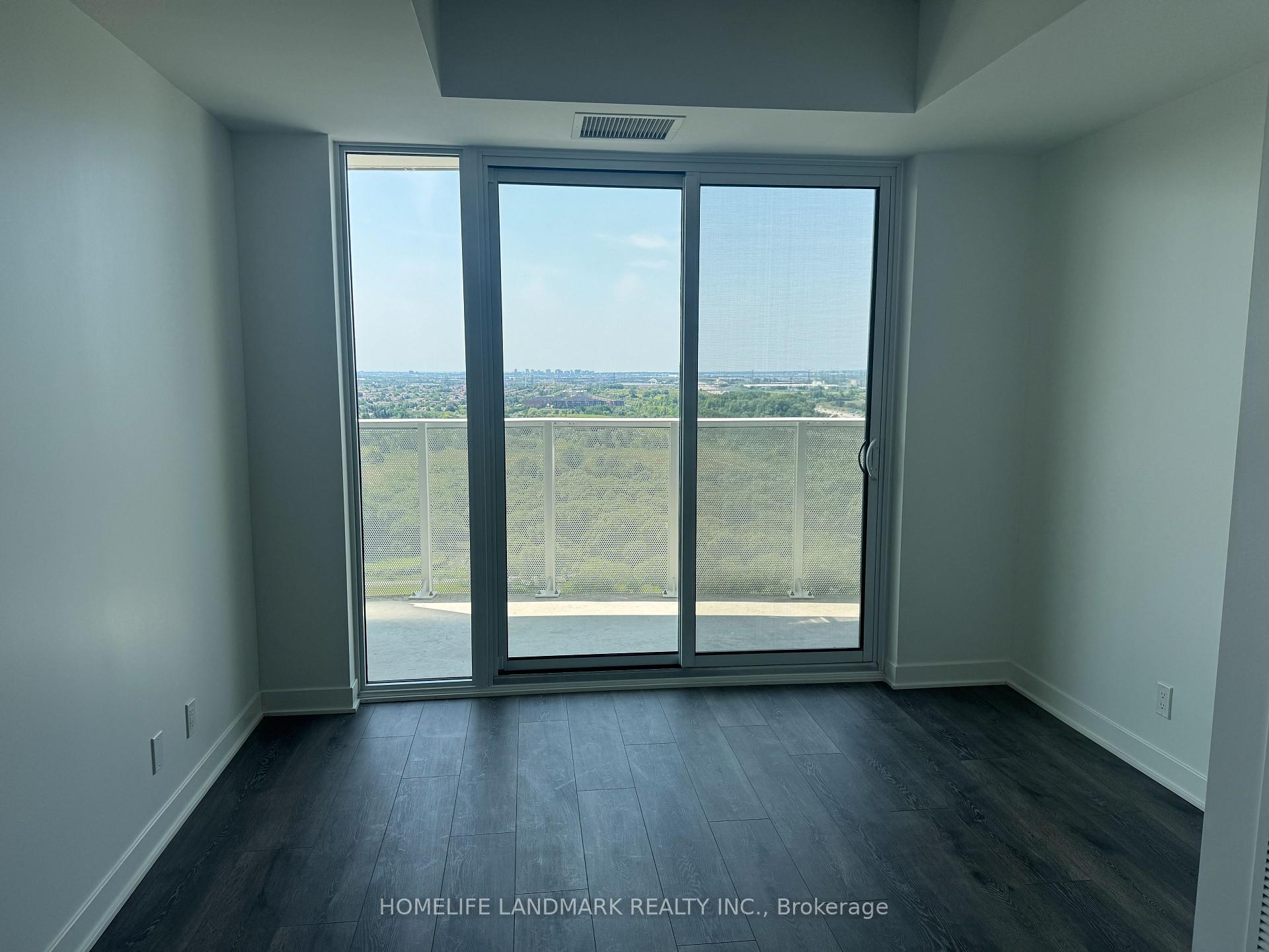 Photo 9 of Unit 1916, 6 Flavelle Trail, Vaughan, Steeles West Industrial — HOMEH