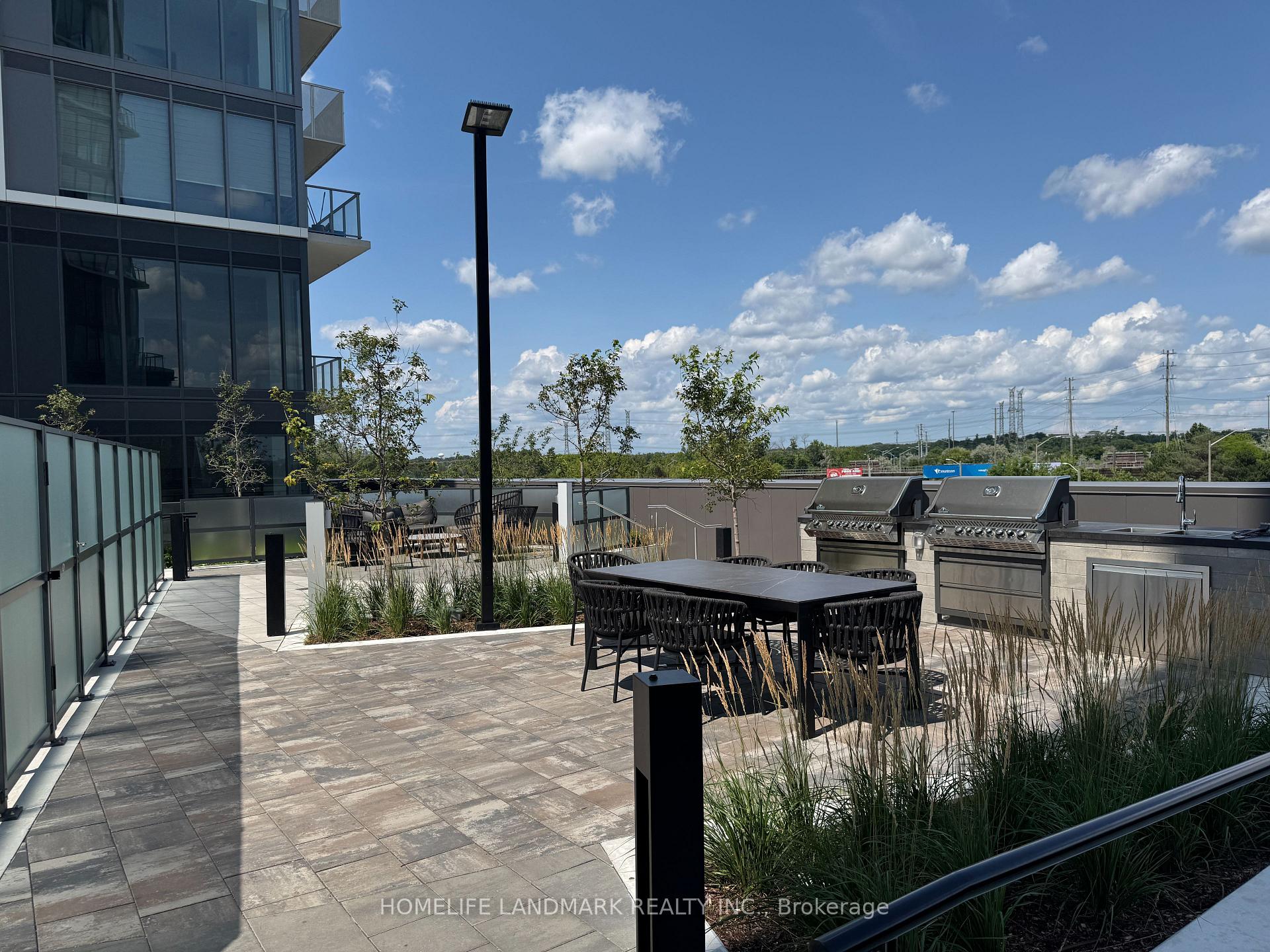 Photo 17 of Unit 1916, 6 Flavelle Trail, Vaughan, Steeles West Industrial — HOMEH
