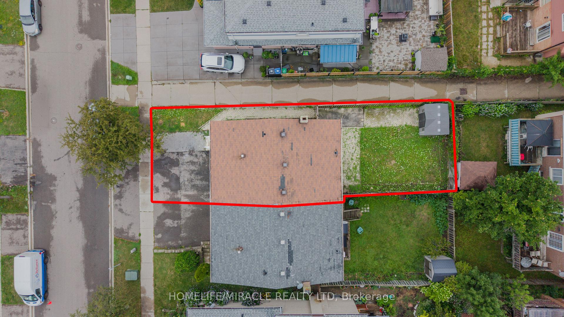 Photo 4 of 115 Bruce Beer Drive, Brampton, Madoc — HOMEH