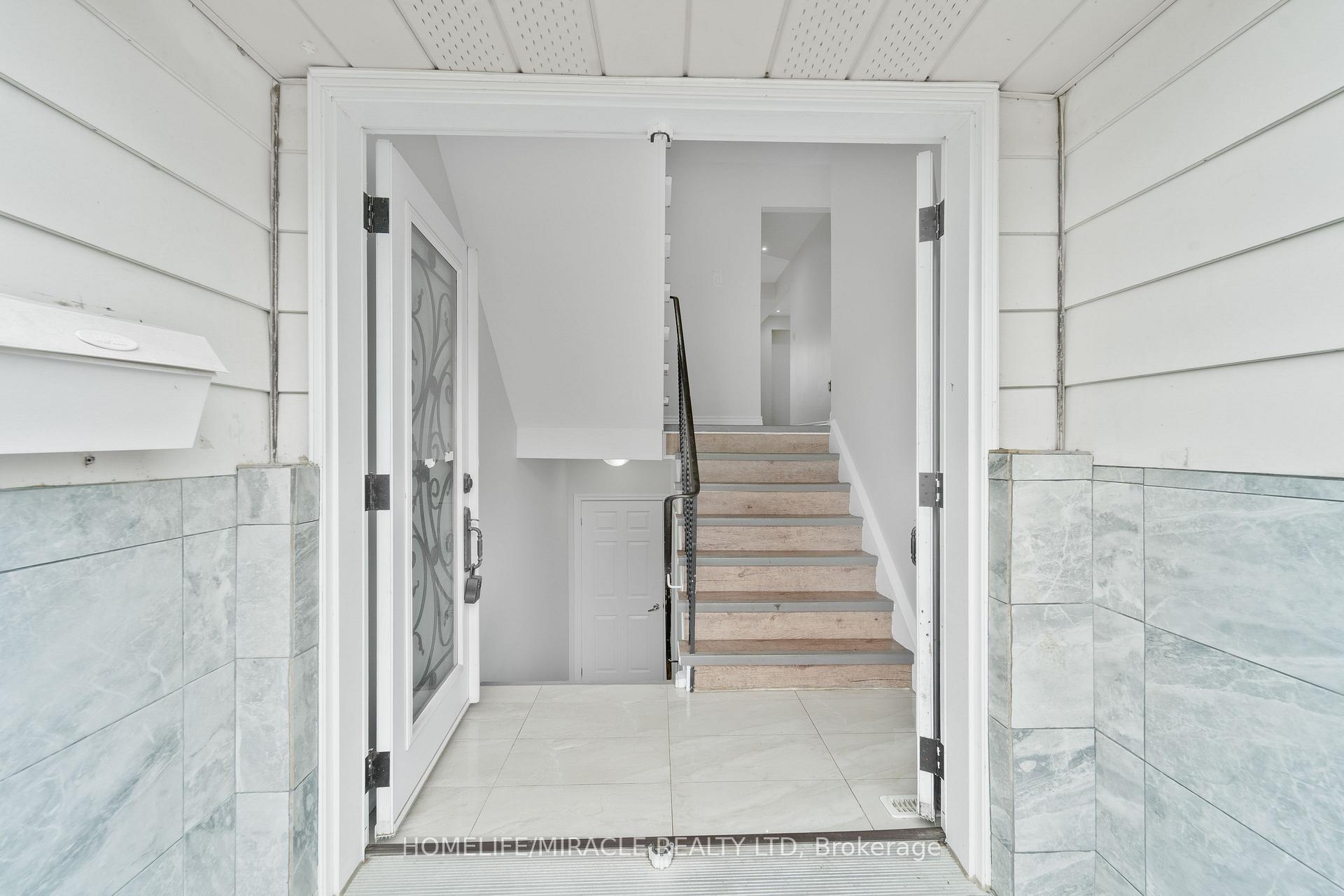 Photo 11 of 115 Bruce Beer Drive, Brampton, Madoc — HOMEH