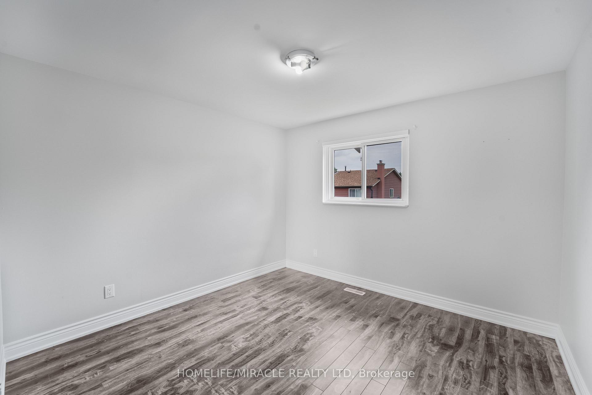 Photo 36 of 115 Bruce Beer Drive, Brampton, Madoc — HOMEH