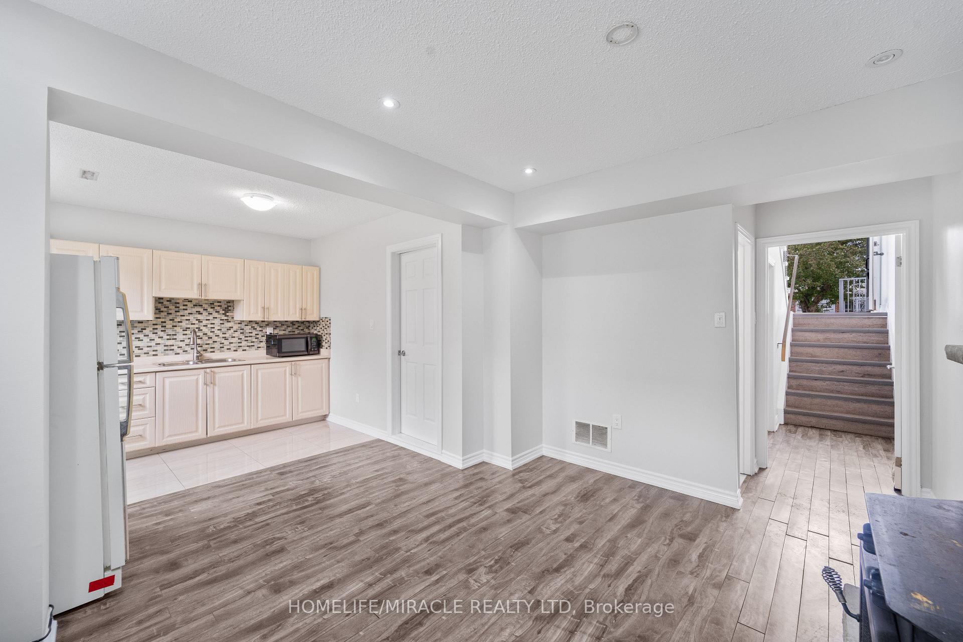 Photo 45 of 115 Bruce Beer Drive, Brampton, Madoc — HOMEH