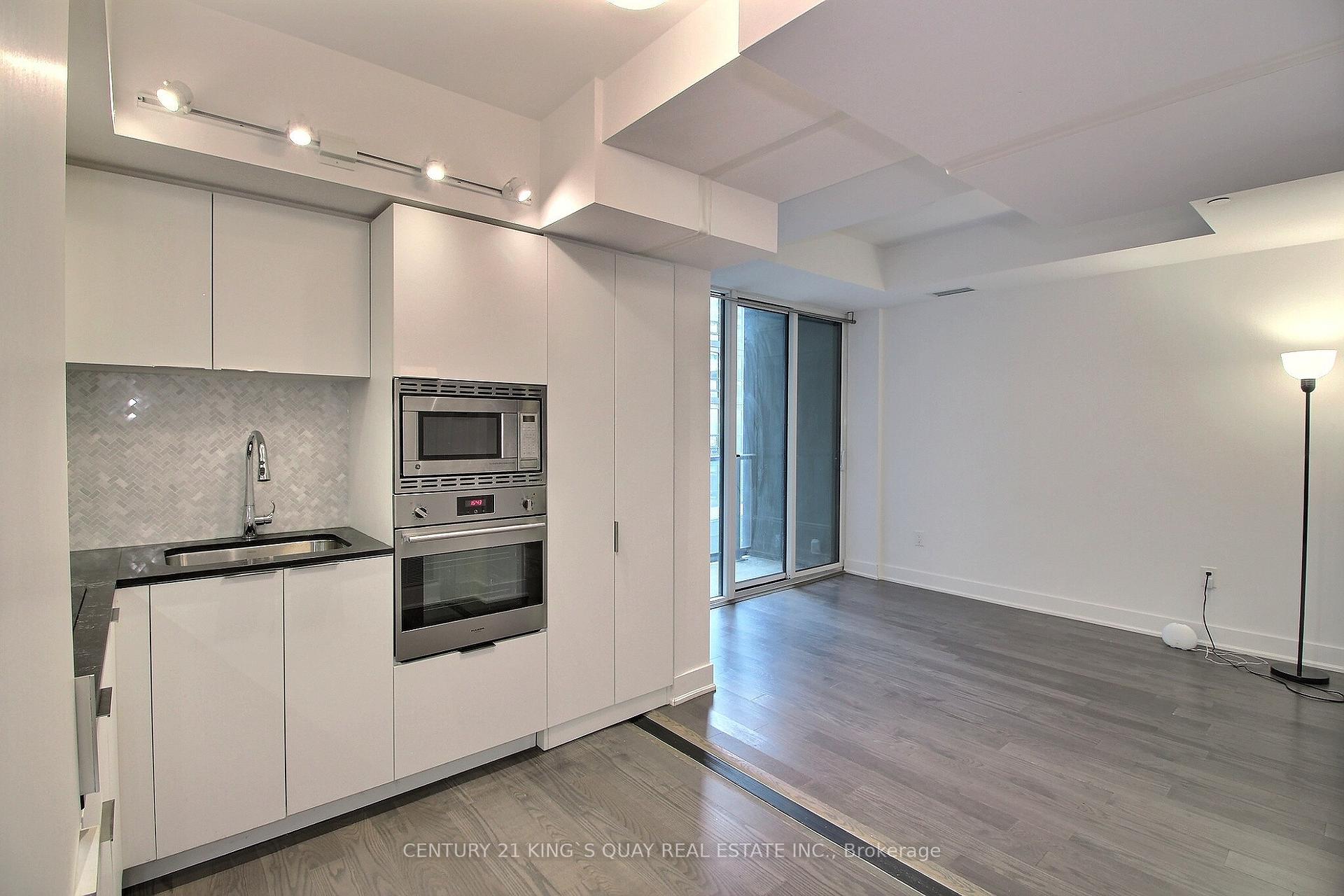 Photo 4 of Unit 403, 955 Bay Street, Toronto, Bay Street Corridor — HOMEH