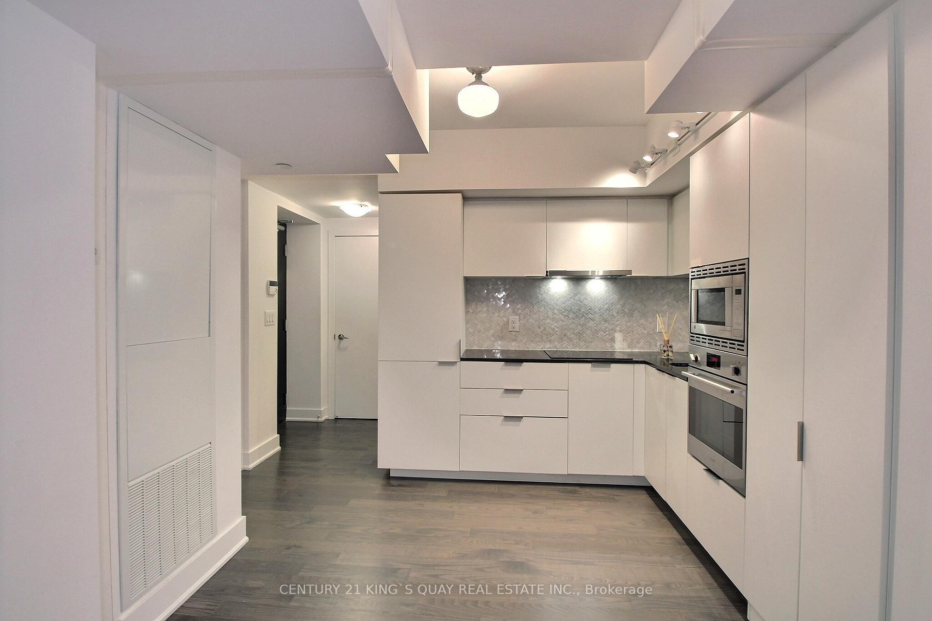 Photo 9 of Unit 403, 955 Bay Street, Toronto, Bay Street Corridor — HOMEH