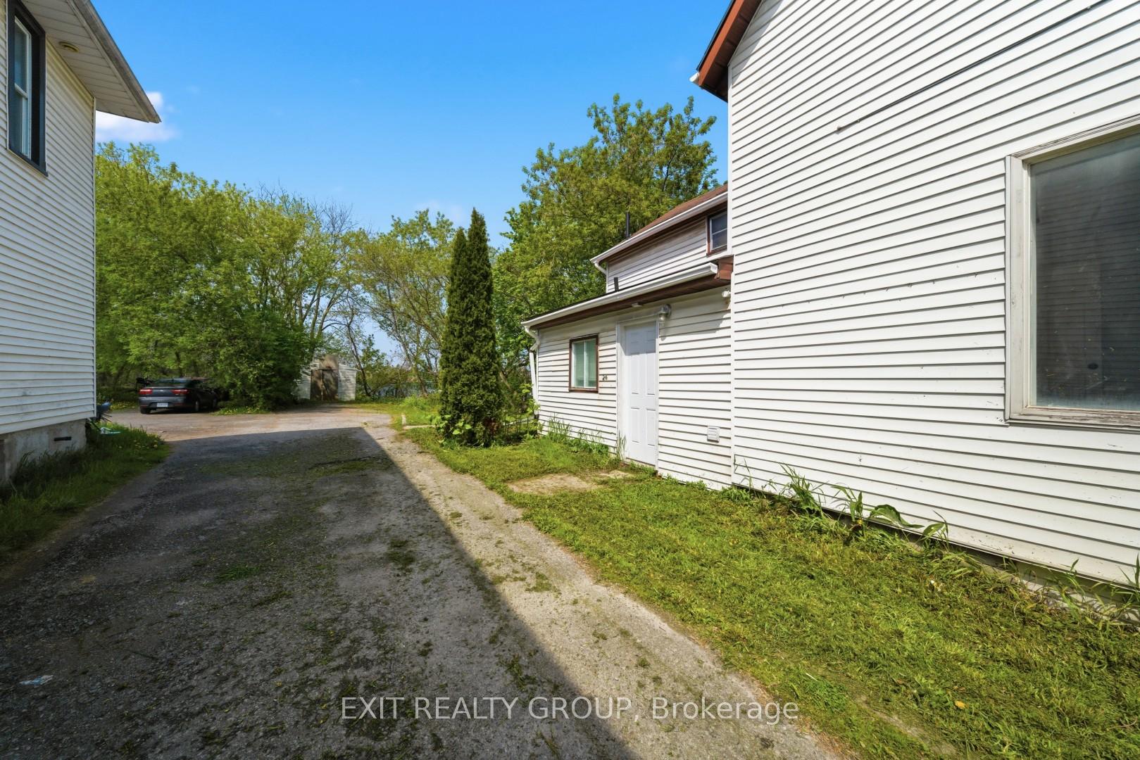 Photo 23 of 24 Albion Street, Belleville, Belleville Ward — HOMEH