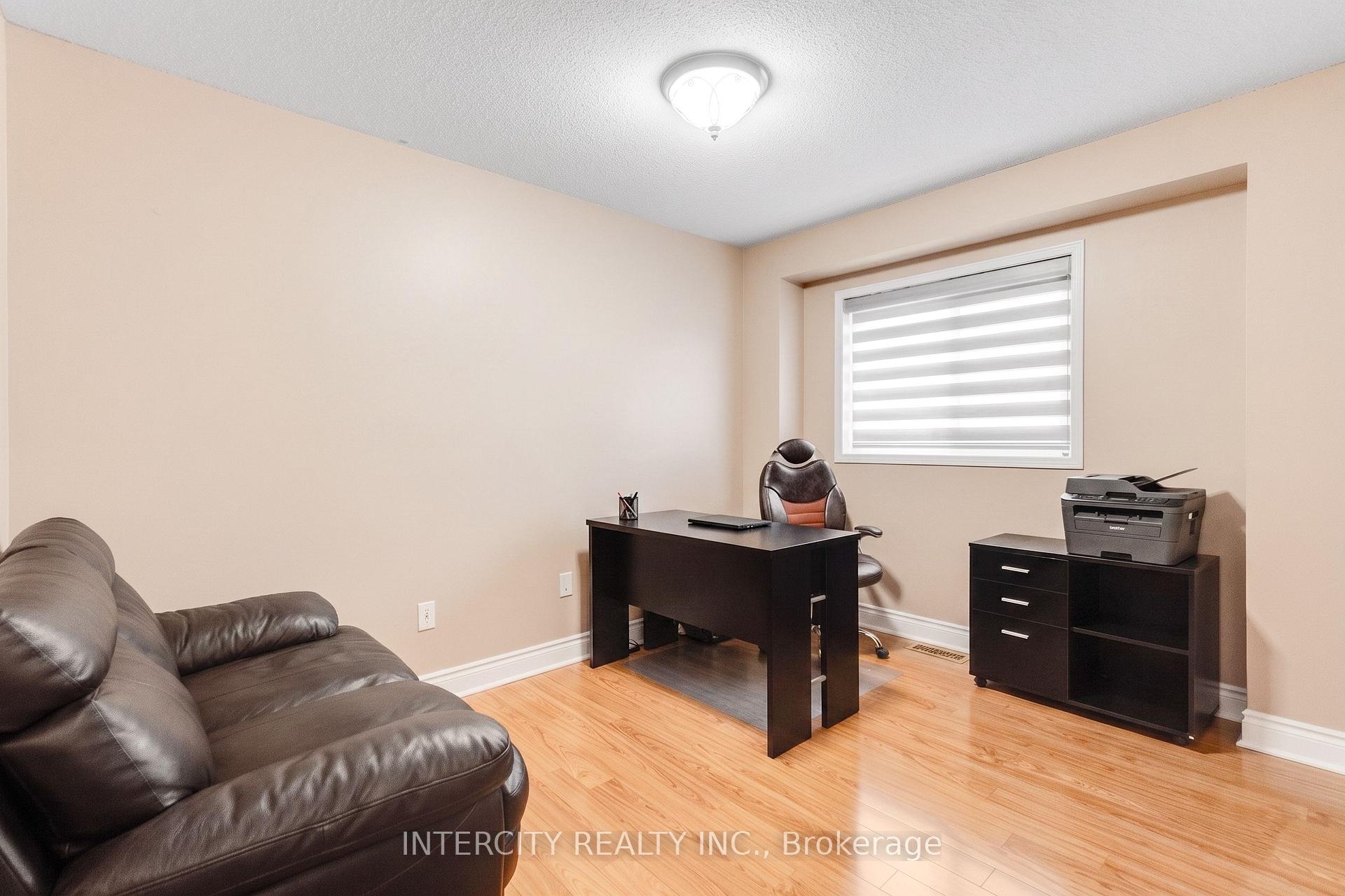 Photo 19 of 48 Avalanche Crescent, Brampton, Bram East — HOMEH