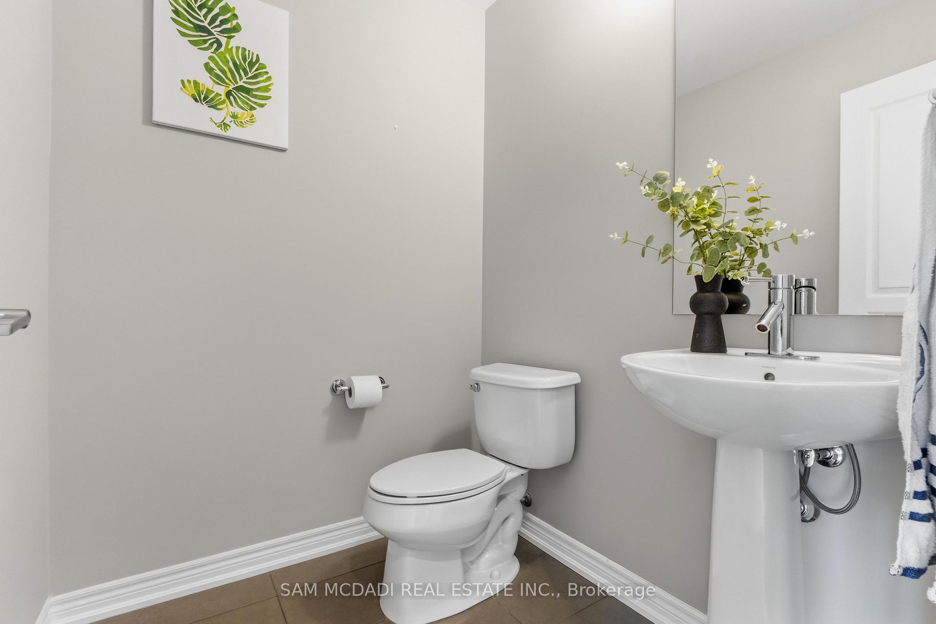 Photo 17 of Unit 9, 215 Dundas Street E, Hamilton, Waterdown — HOMEH
