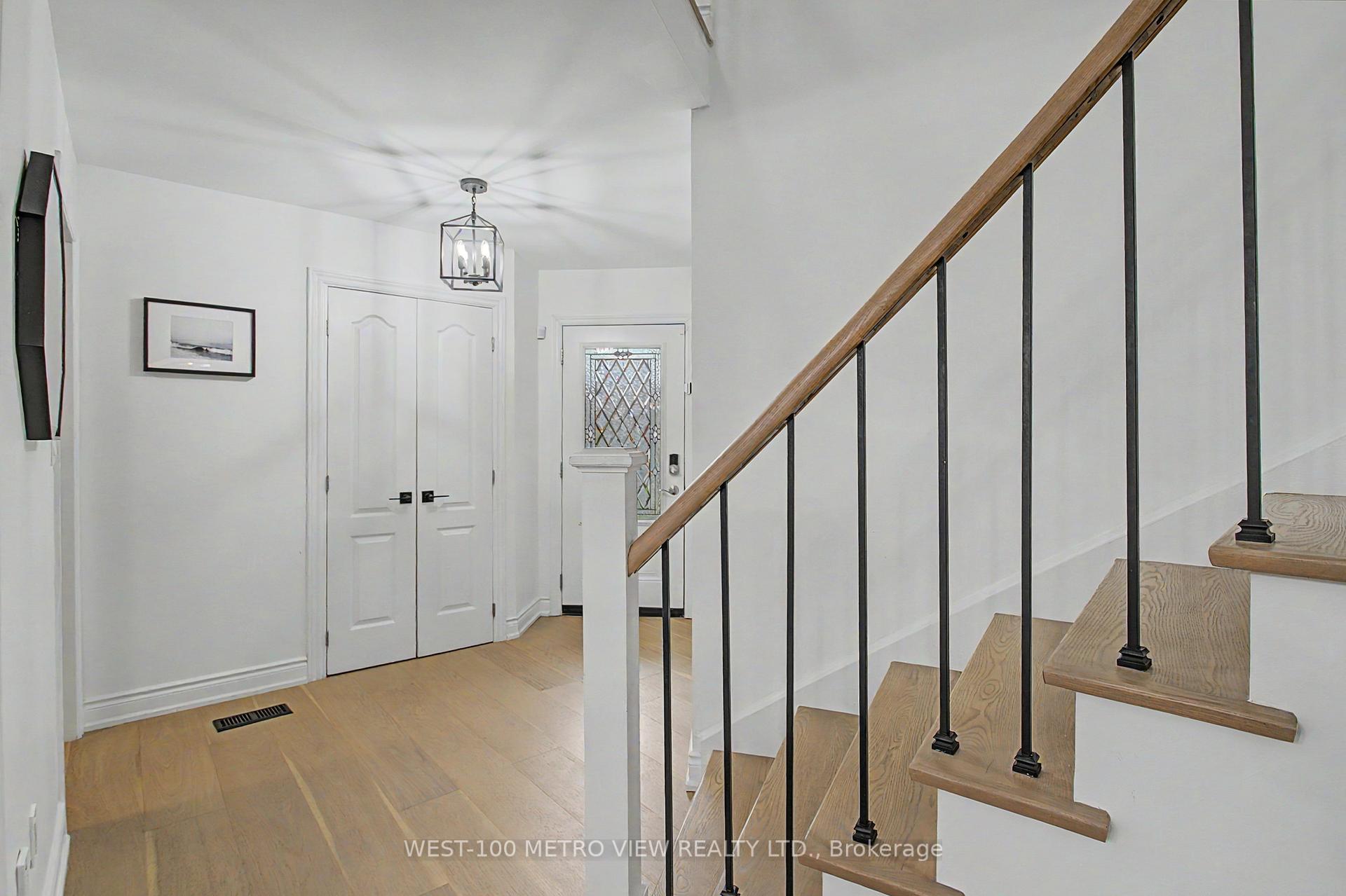 Photo 5 of 57 Forsyth Crescent, Halton Hills, Georgetown — HOMEH