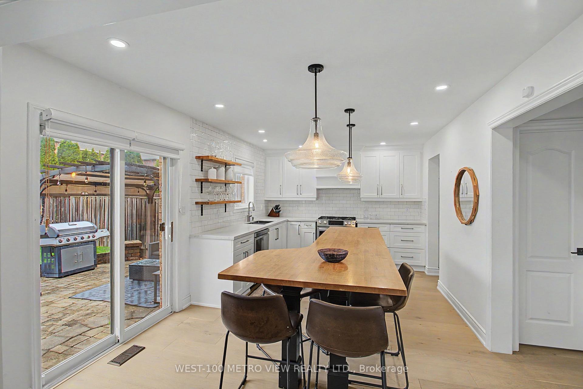 Photo 8 of 57 Forsyth Crescent, Halton Hills, Georgetown — HOMEH