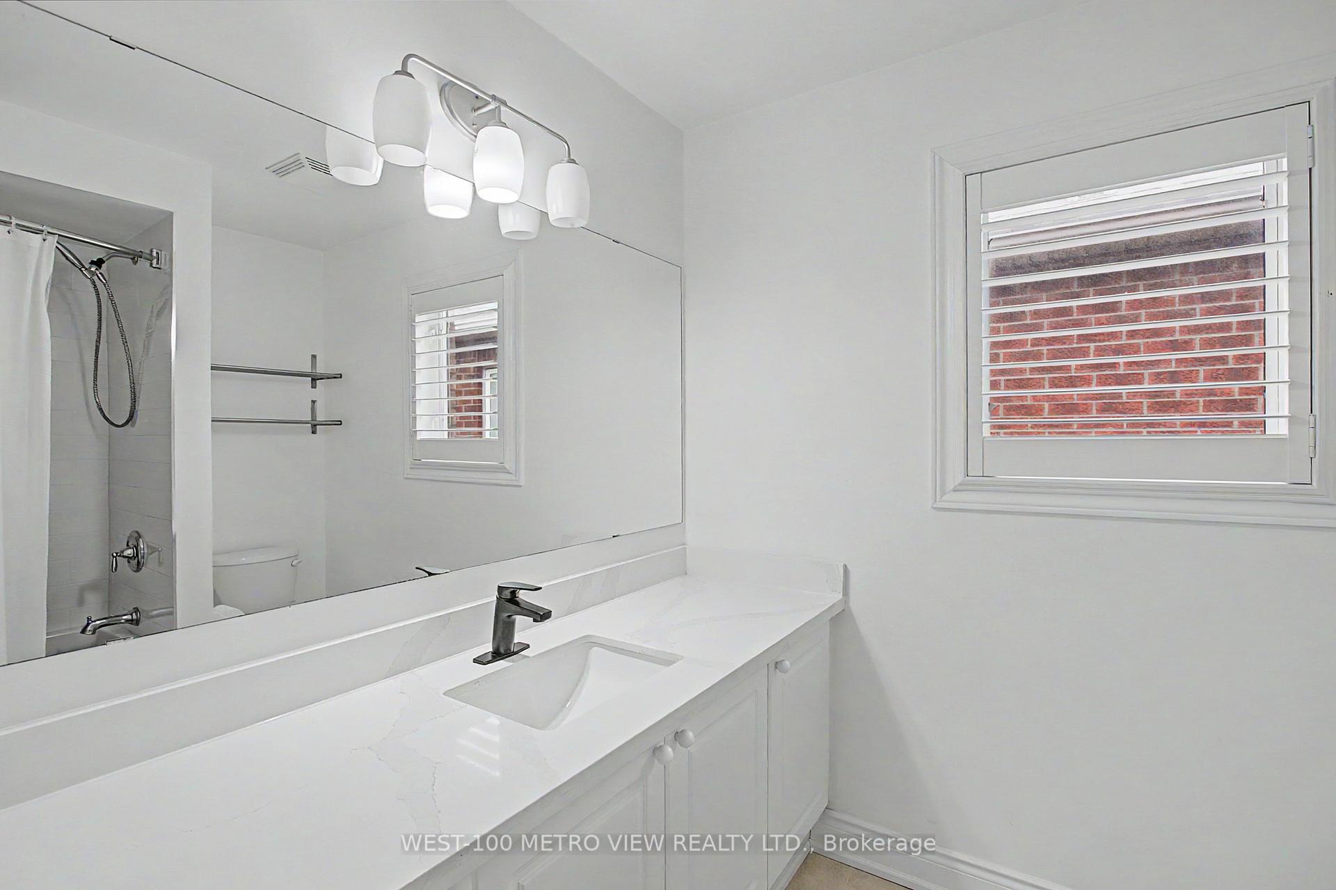 Photo 24 of 57 Forsyth Crescent, Halton Hills, Georgetown — HOMEH