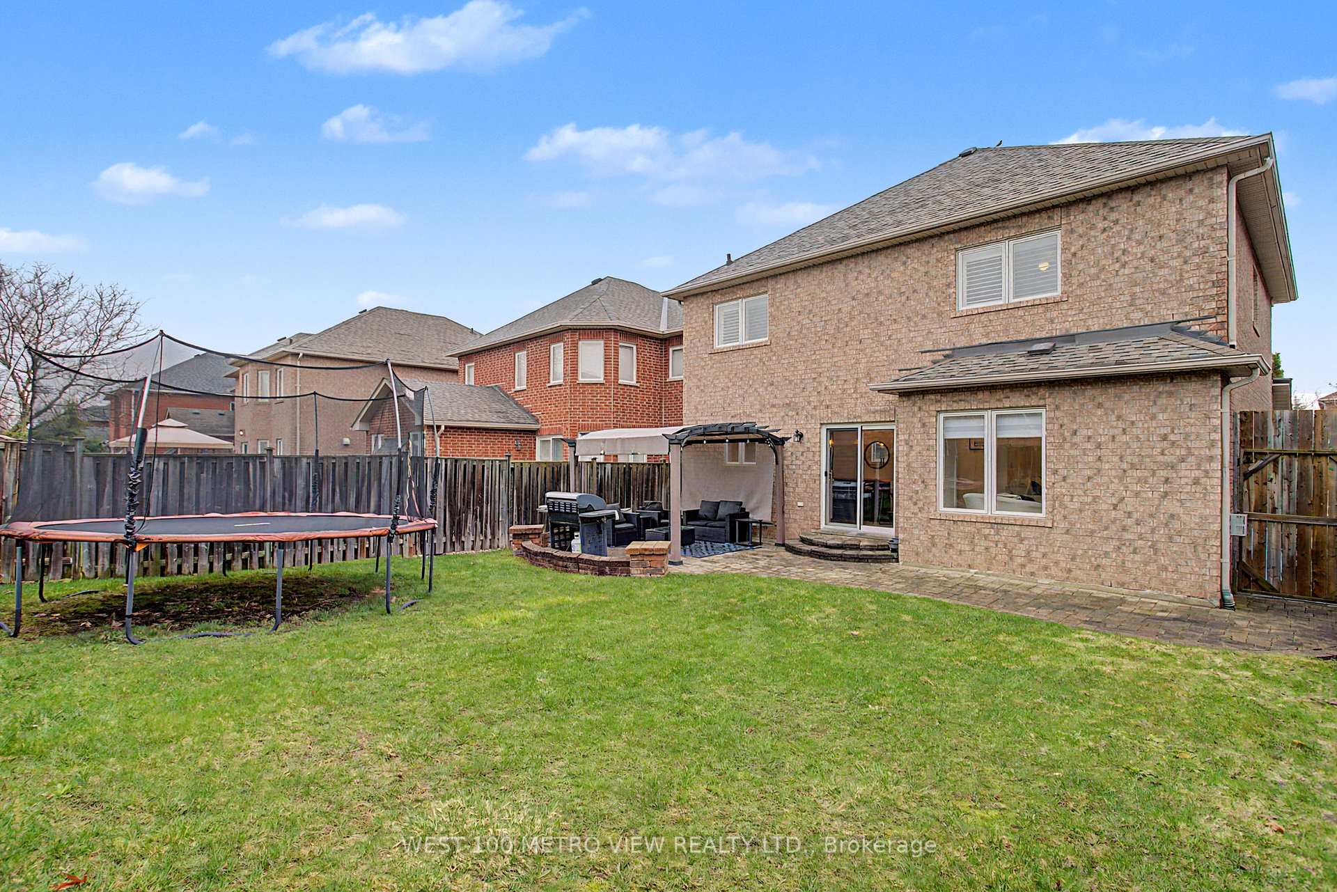 Photo 30 of 57 Forsyth Crescent, Halton Hills, Georgetown — HOMEH
