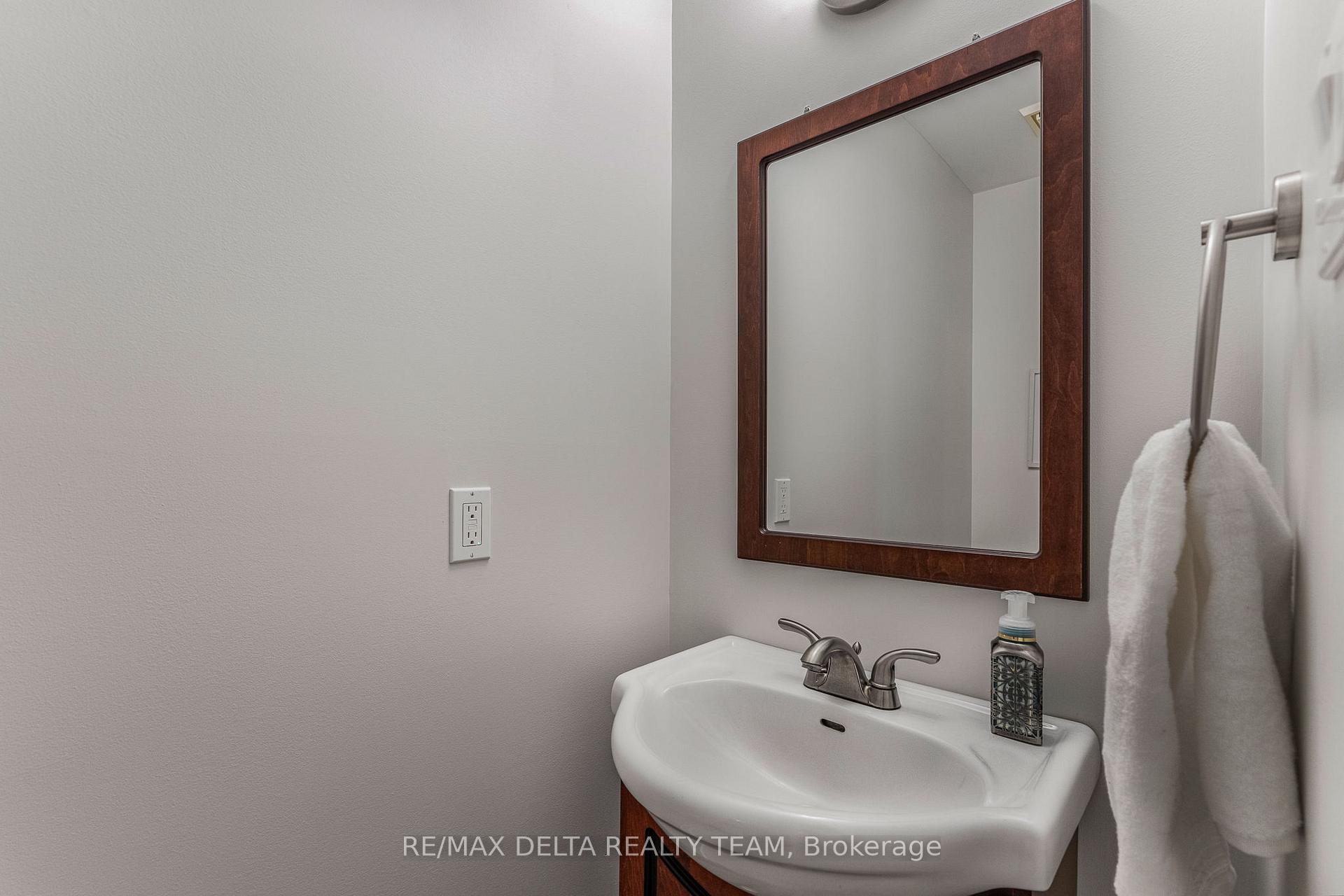 Photo 13 of 1657 Bottriell Way, Ottawa, Fallingbrook/Pineridge — HOMEH
