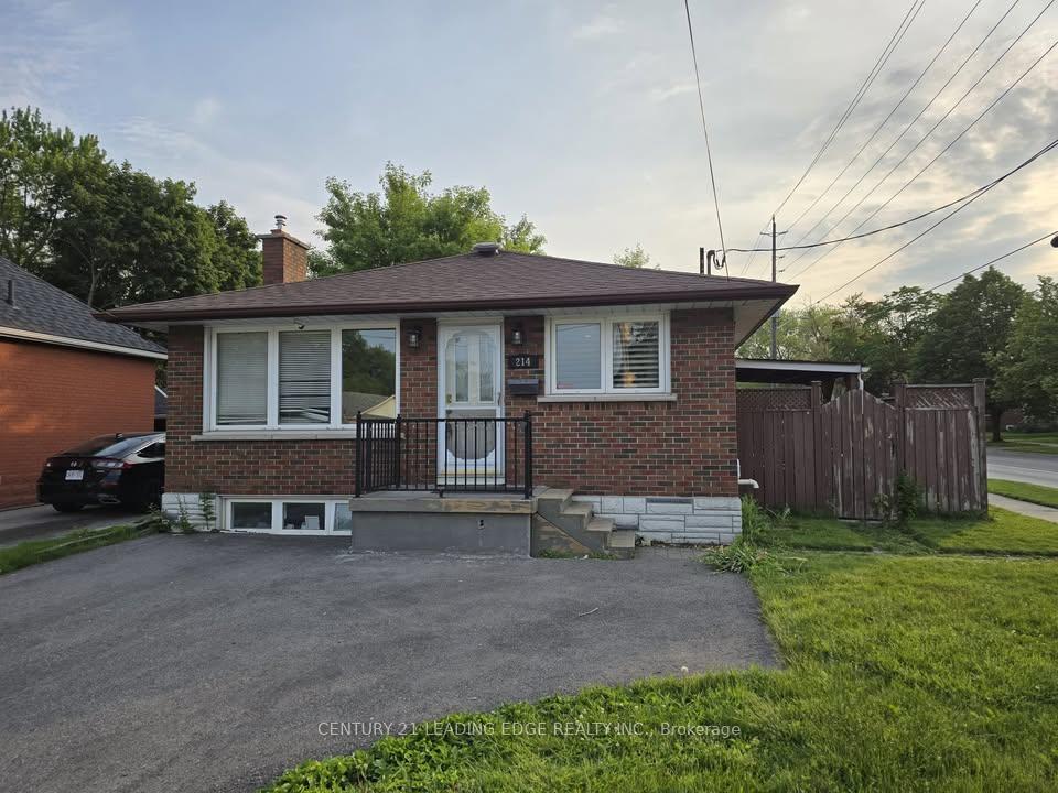 Front of Unit Bsmt, 214 Gibbons Street