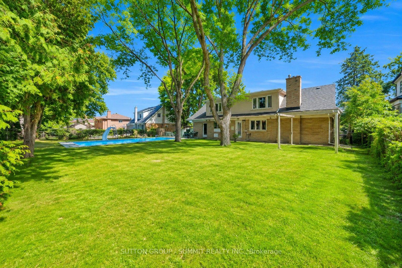 Photo 40 of 20 Havenridge Drive, Etobicoke, Kingsview Village-The Westway — HOMEH