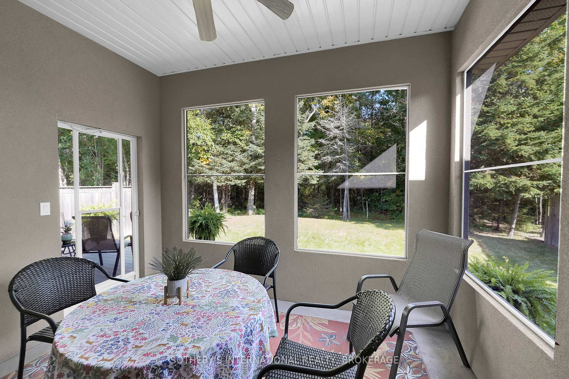 Photo 36 of 64 Mason Court, Welland, N. Welland — HOMEH
