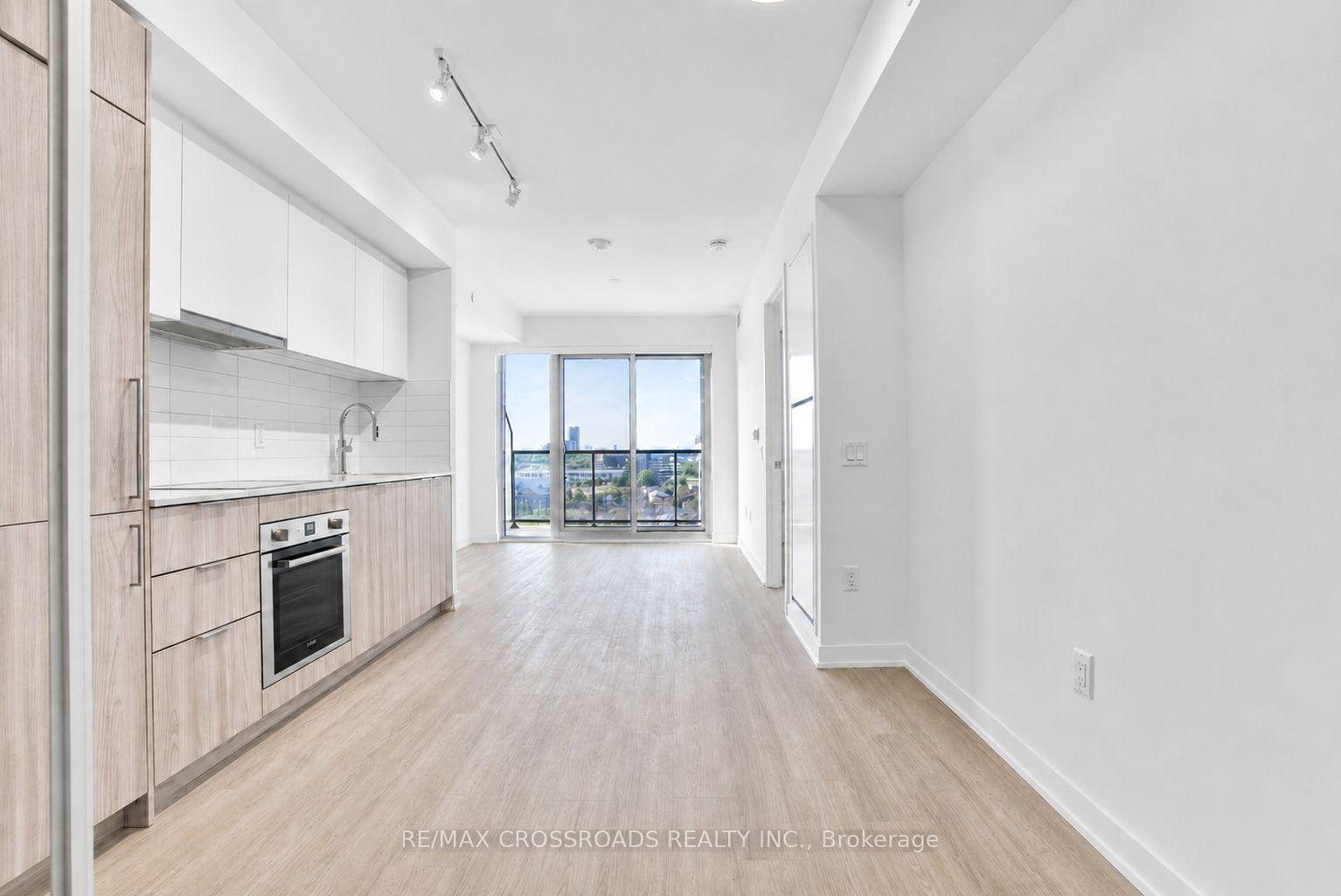 Photo 2 of Unit 1503, 15 David Salomon Drive, Toronto, Flemingdon Park — HOMEH