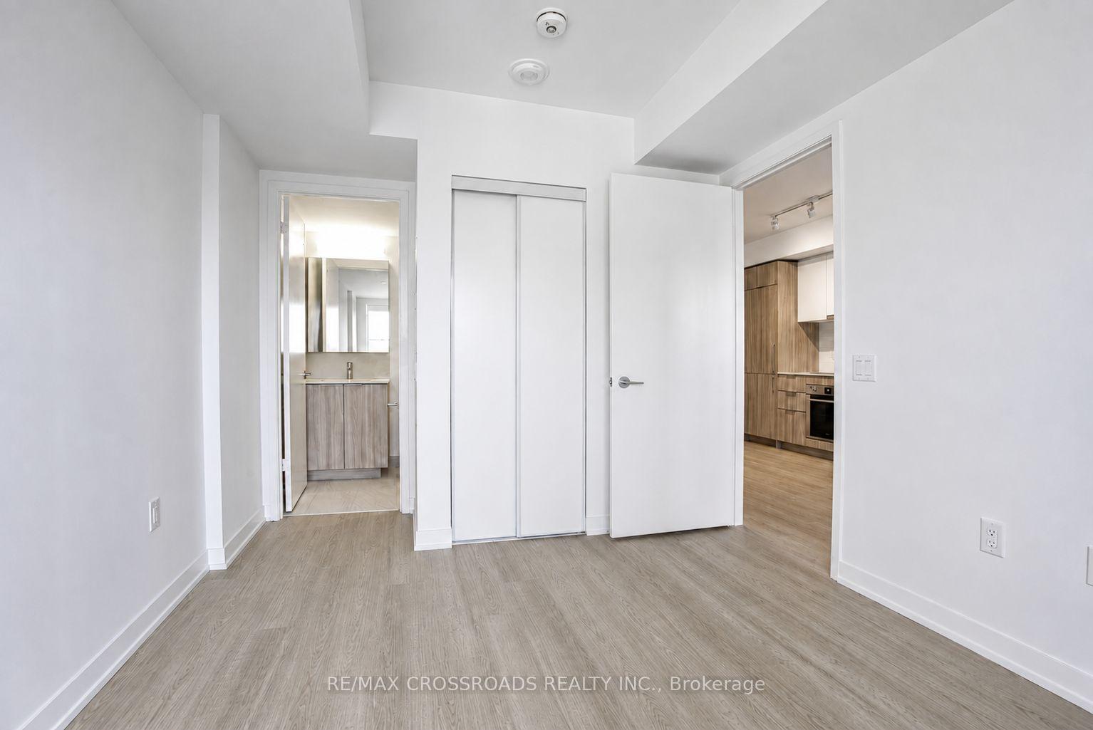 Photo 11 of Unit 1503, 15 David Salomon Drive, Toronto, Flemingdon Park — HOMEH