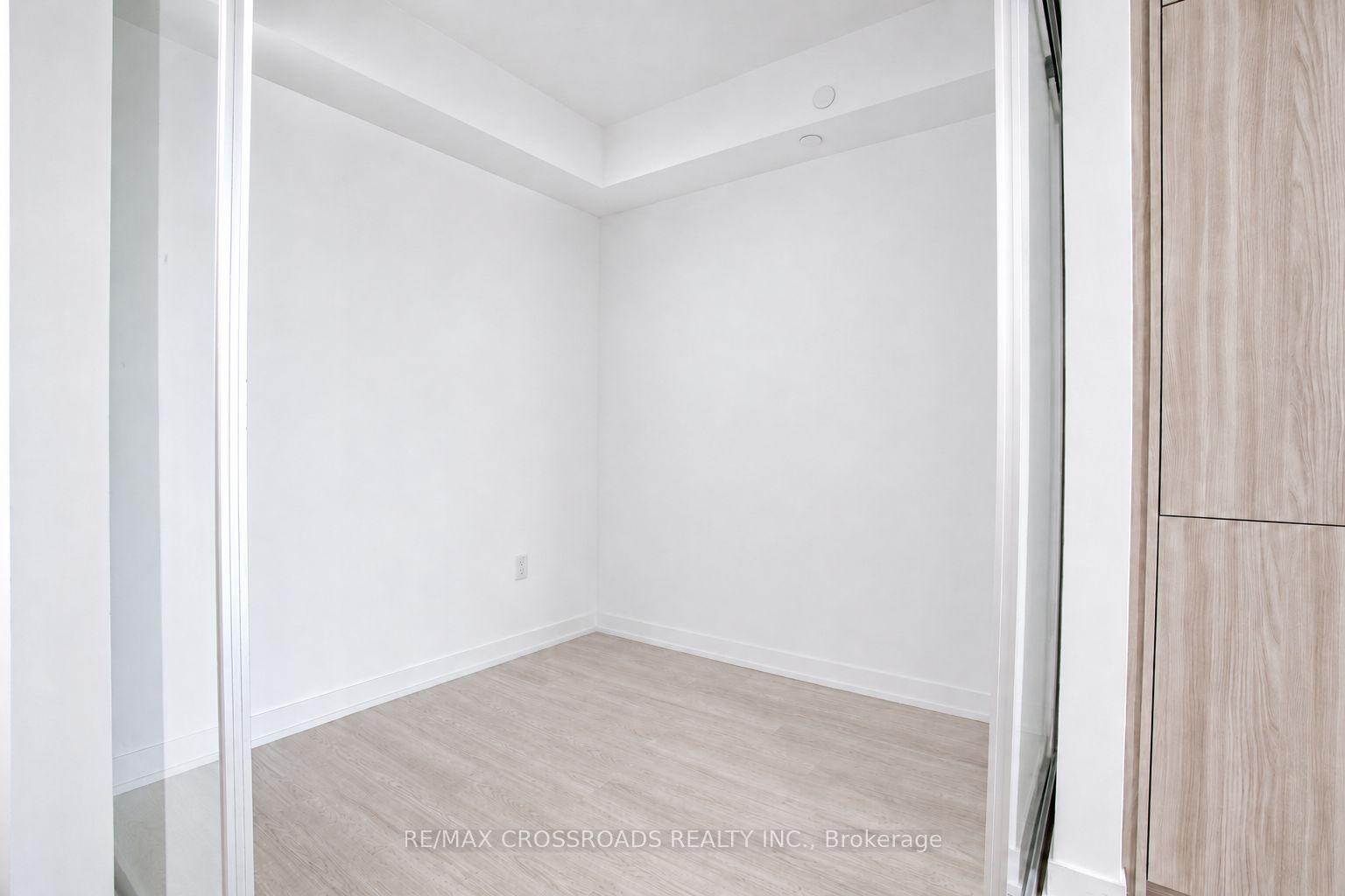 Photo 13 of Unit 1503, 15 David Salomon Drive, Toronto, Flemingdon Park — HOMEH
