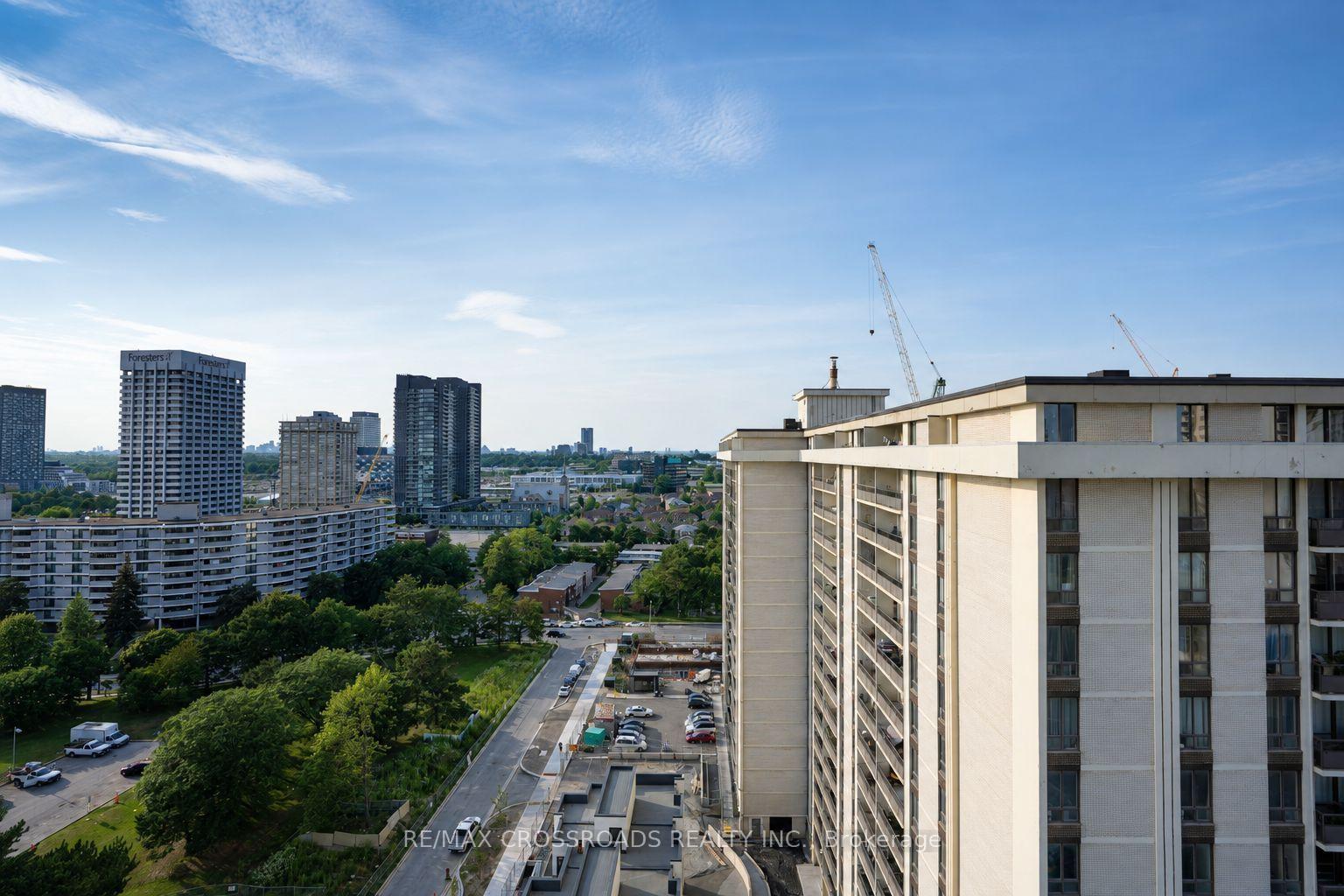 Photo 18 of Unit 1503, 15 David Salomon Drive, Toronto, Flemingdon Park — HOMEH